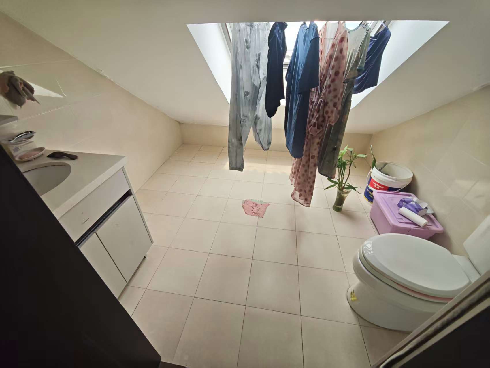 天馨花苑 3室2厅1卫 110m&sup2;