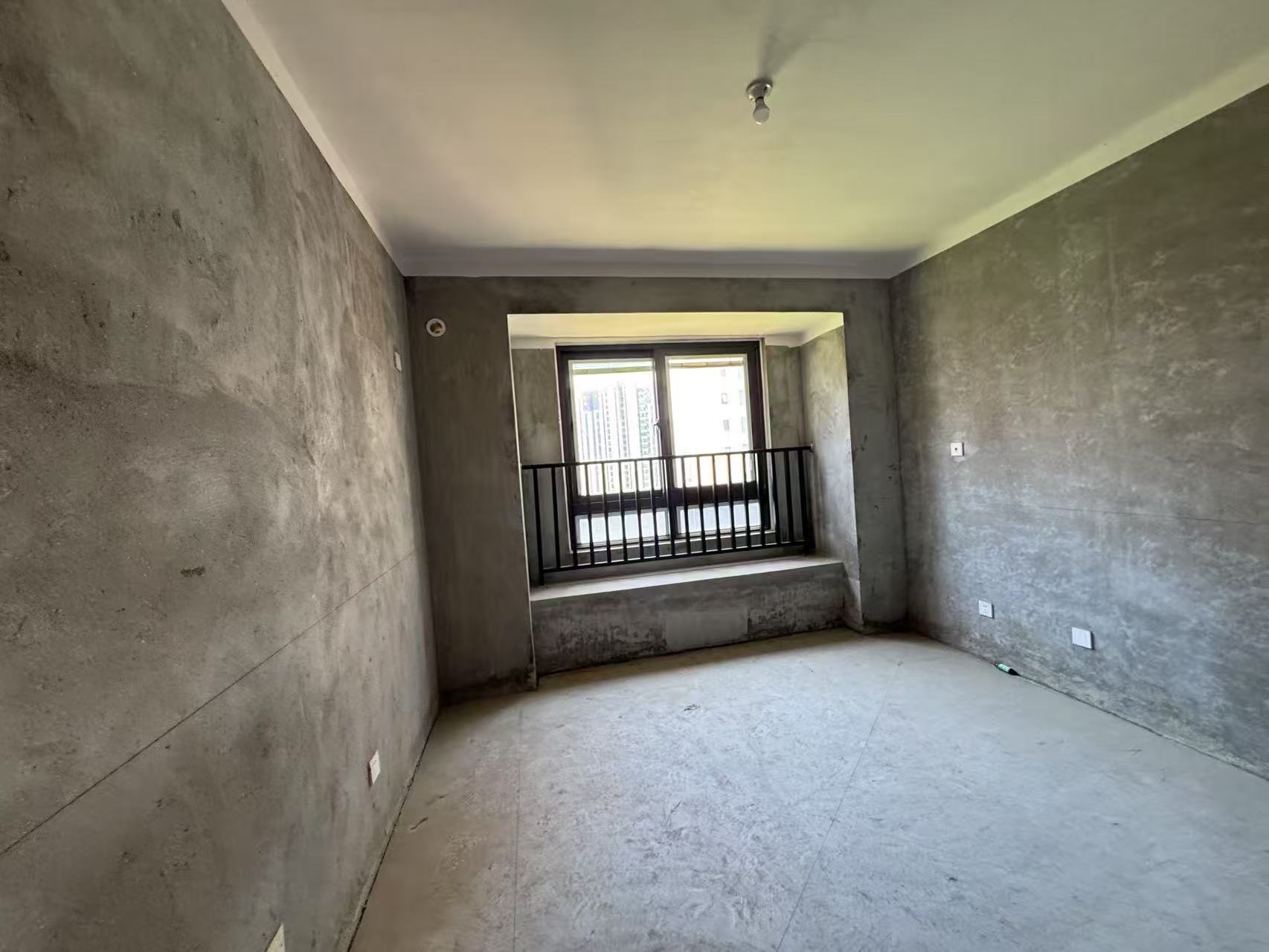 保利香槟国际 3室2厅2卫 106m&sup2;