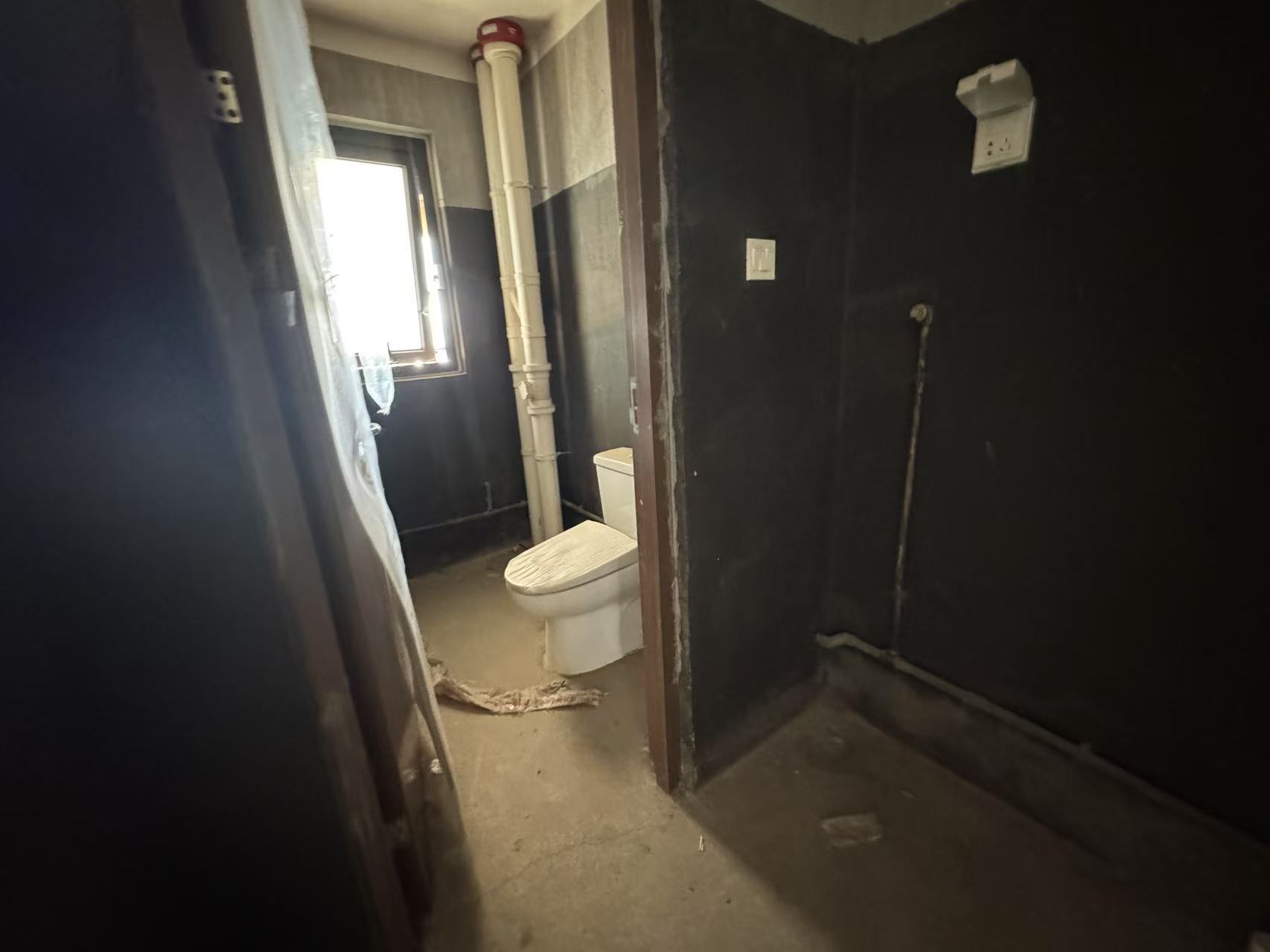 保利香槟国际 3室2厅2卫 106m&sup2;
