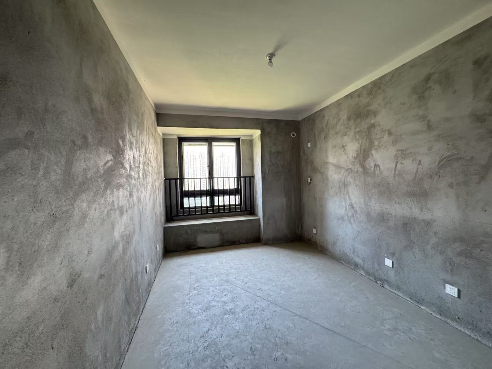 保利香槟国际 3室2厅2卫 106m&sup2;