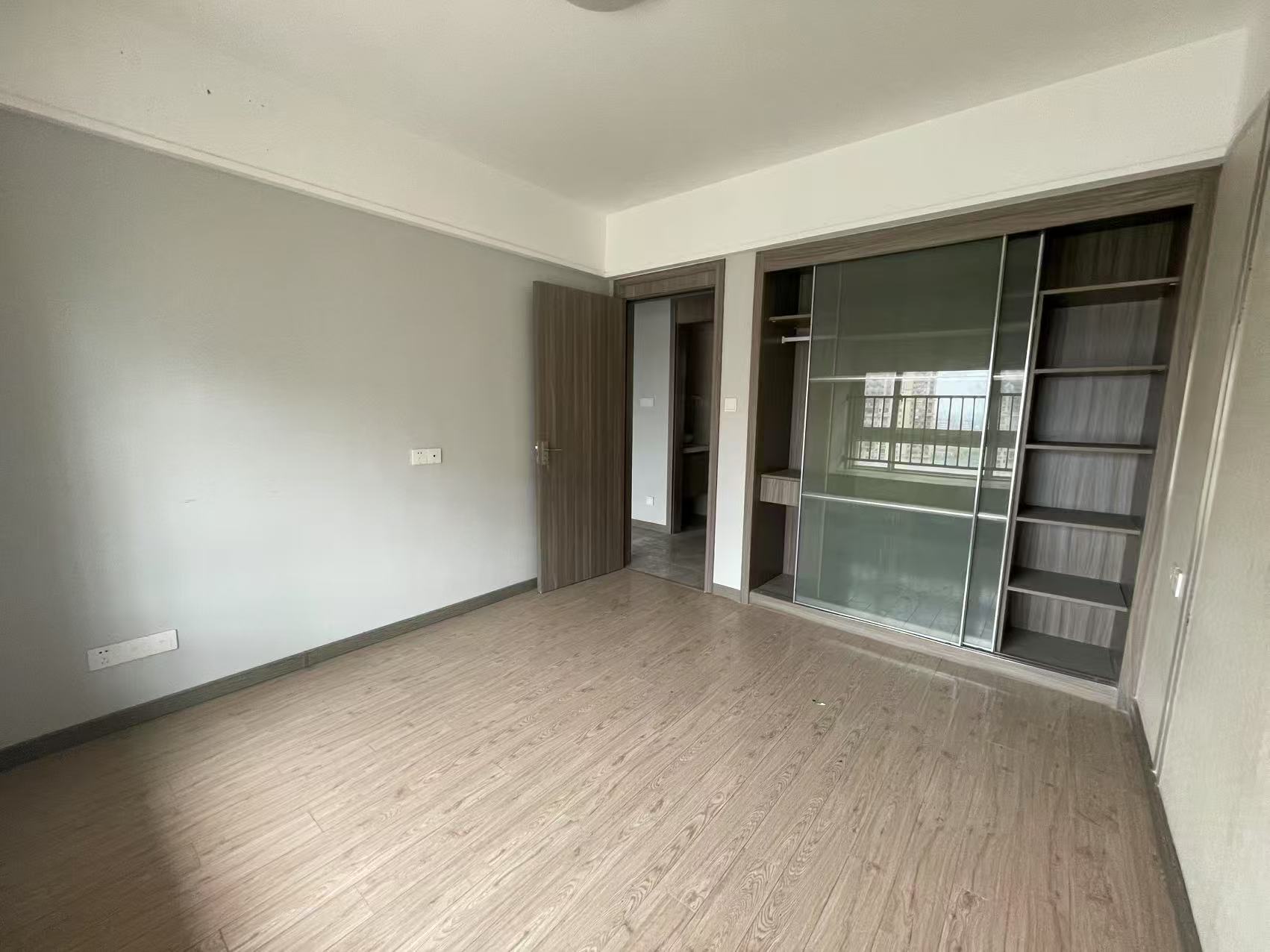 南通雅居乐花园 3室2厅1卫 99m&sup2;