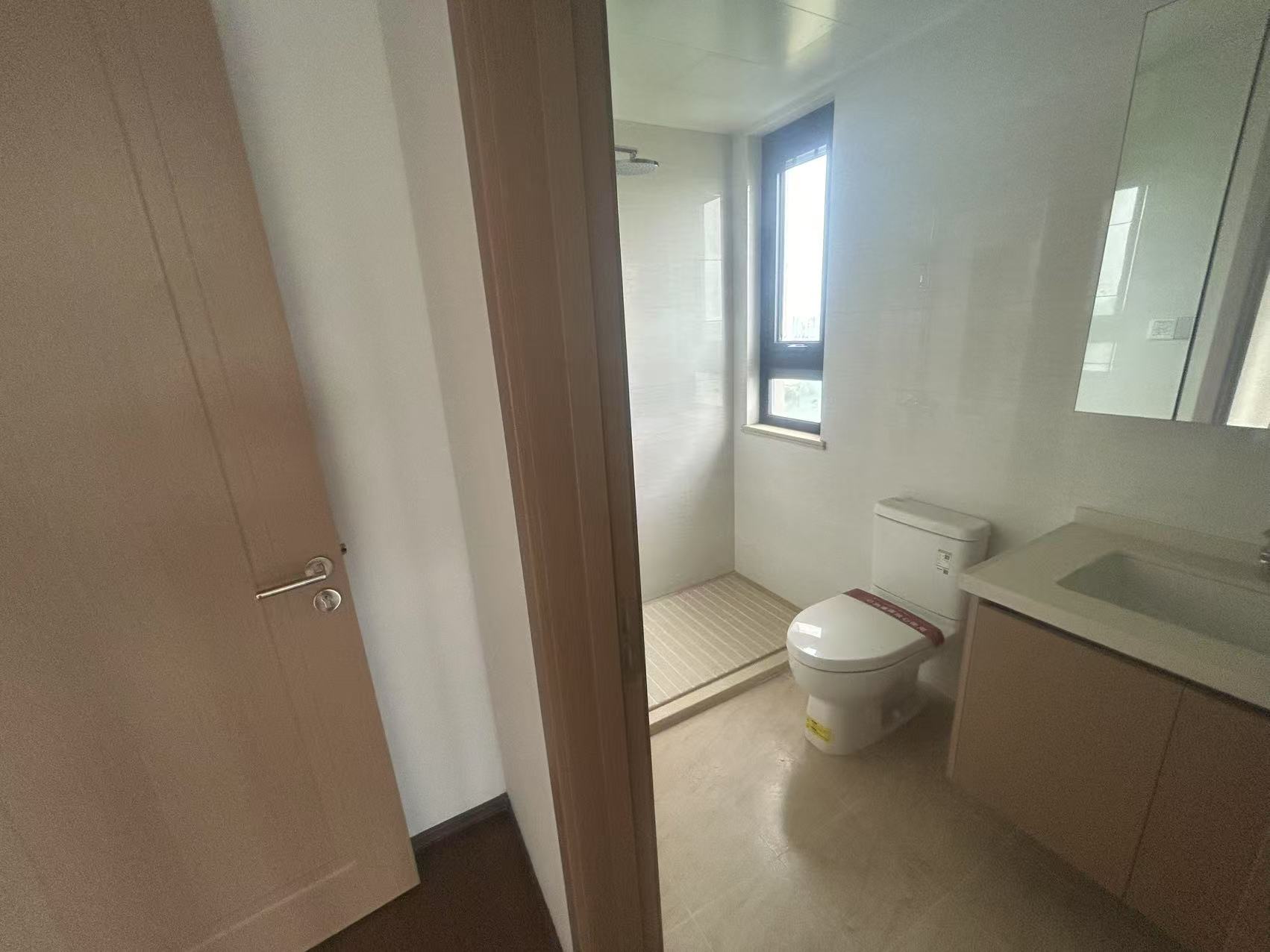 春风南岸东园 3室2厅2卫 122m&sup2;