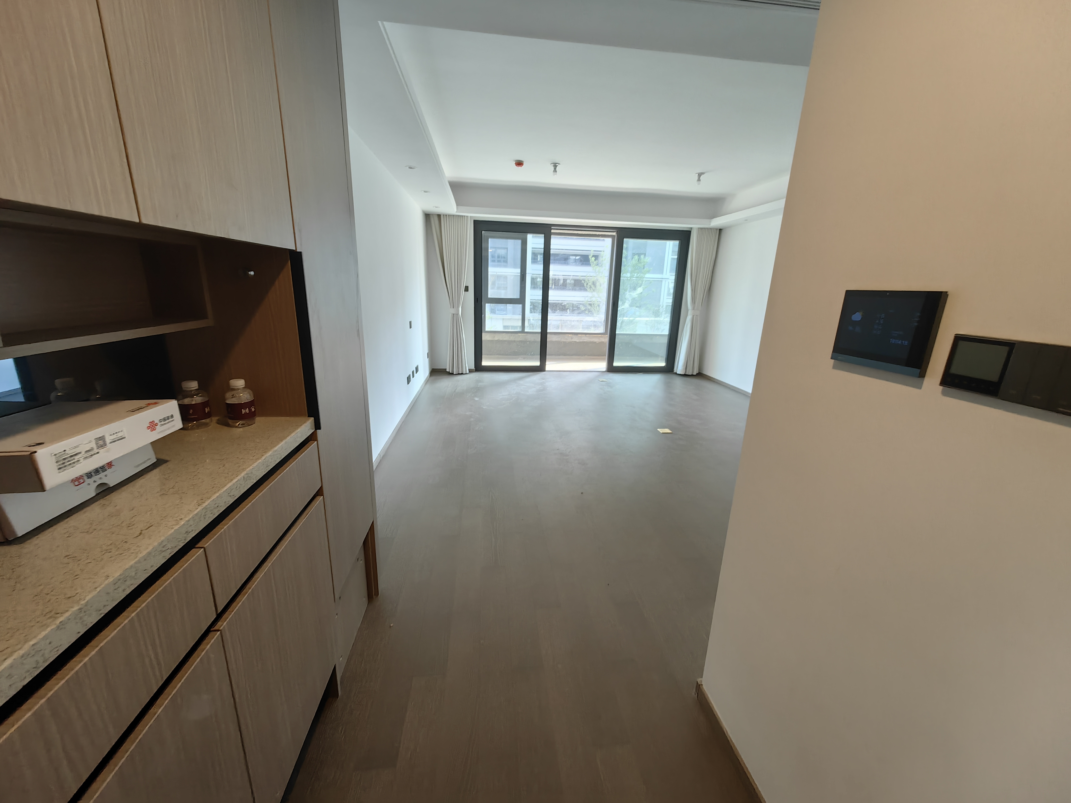 东升旭辉中心 3室2厅2卫 120m&sup2;