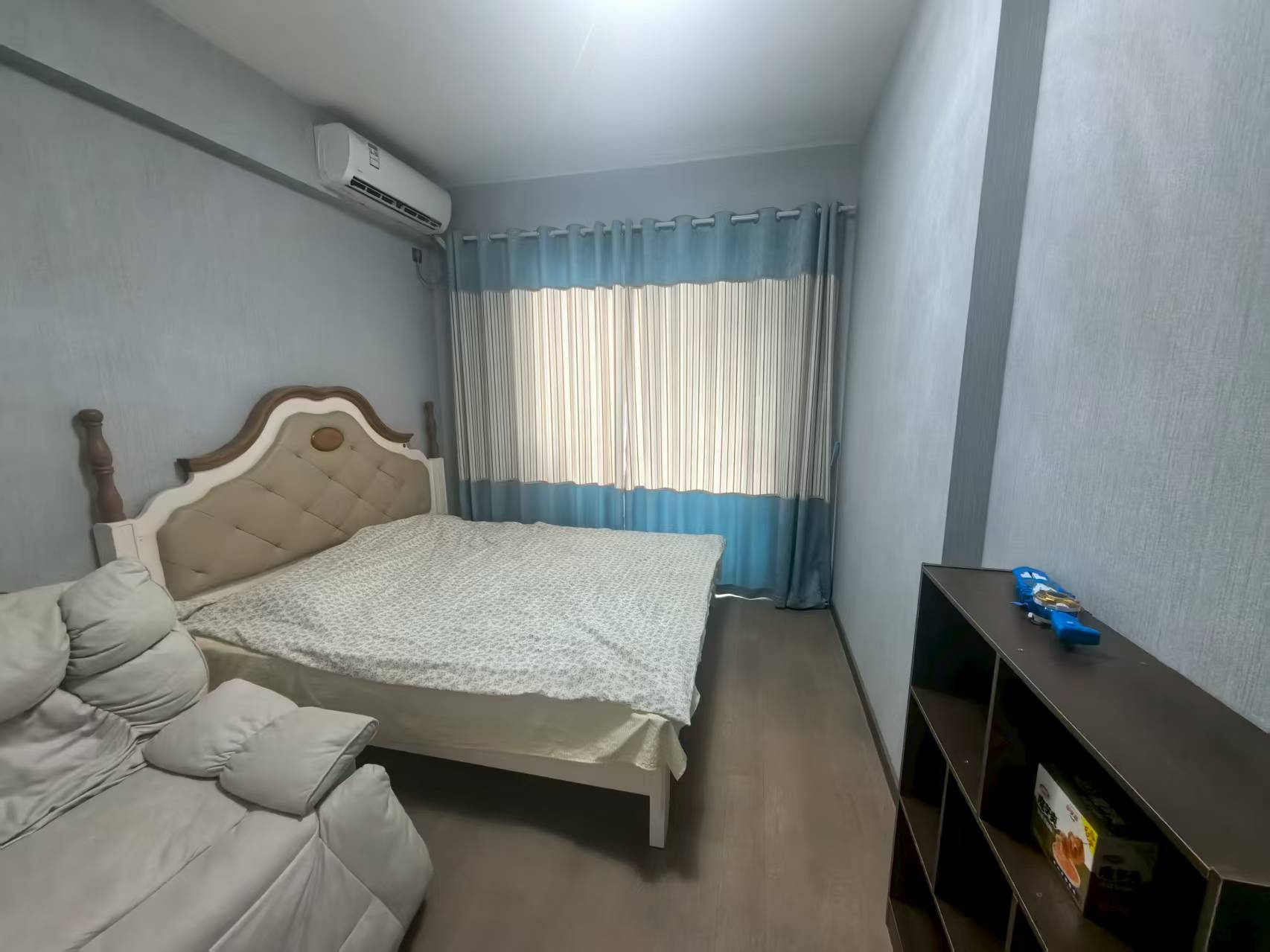 卓越万科新都会 4室2厅2卫 144m&sup2;