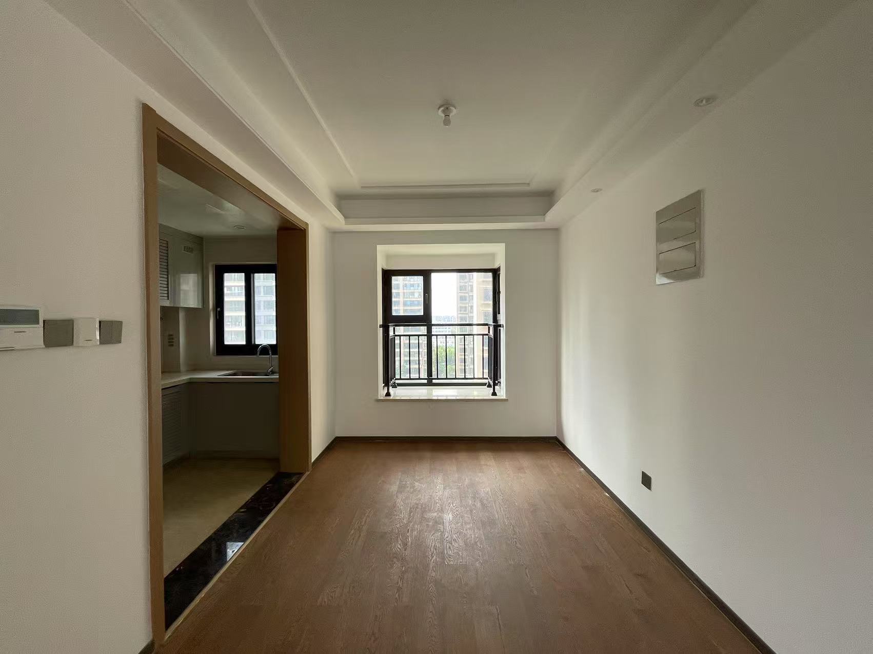 春风南岸东园 4室2厅2卫 136m&sup2;