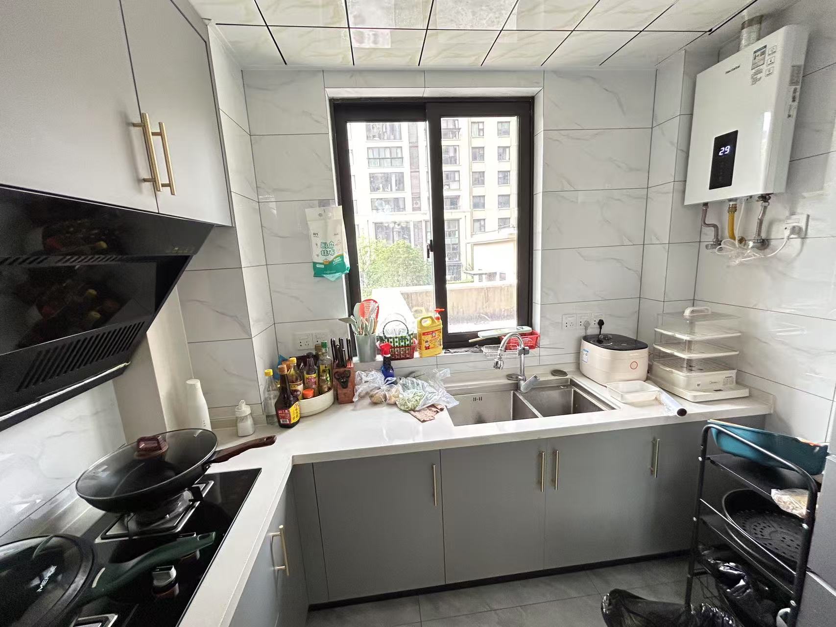 招商新城雍景湾 3室2厅2卫 106m&sup2;