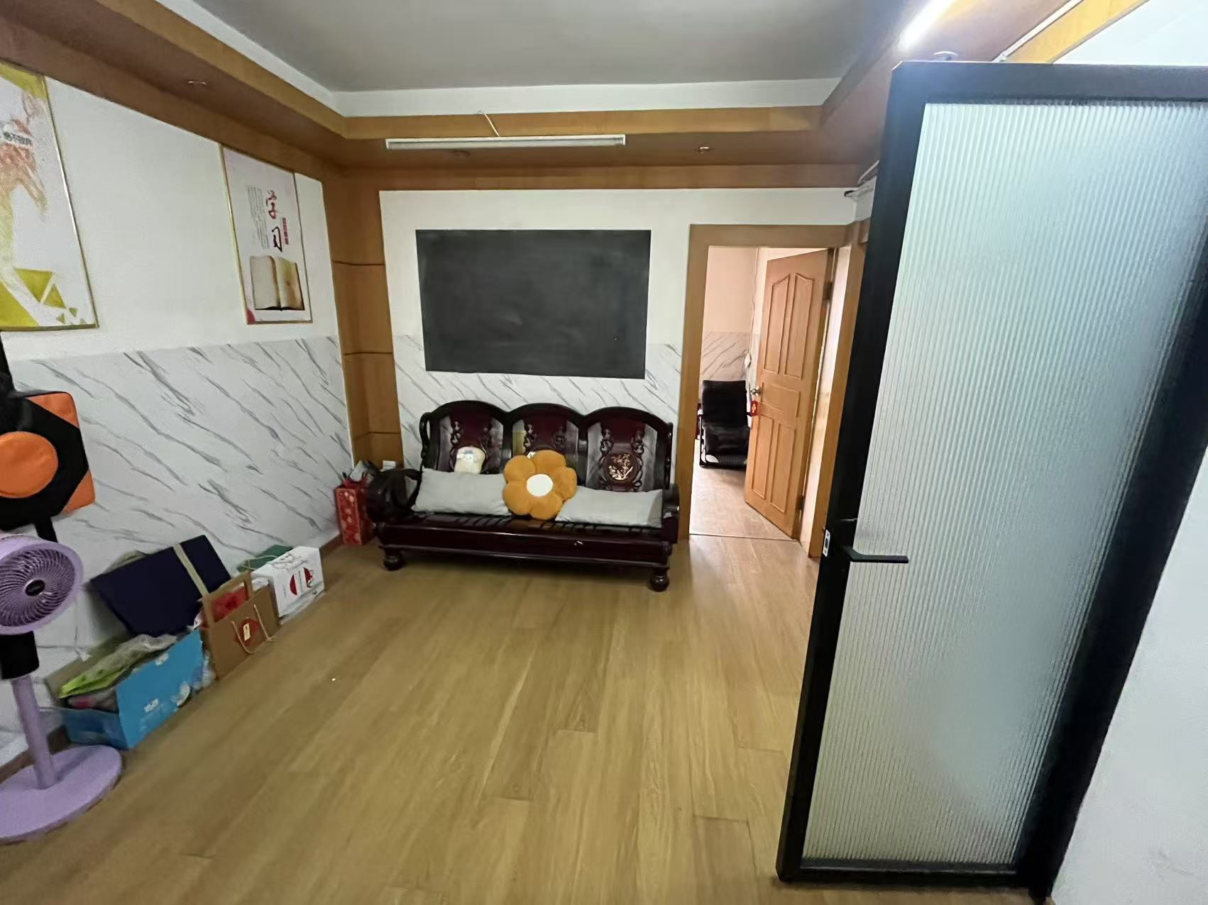 起凤园 3室1厅0卫 70.00m&sup2;