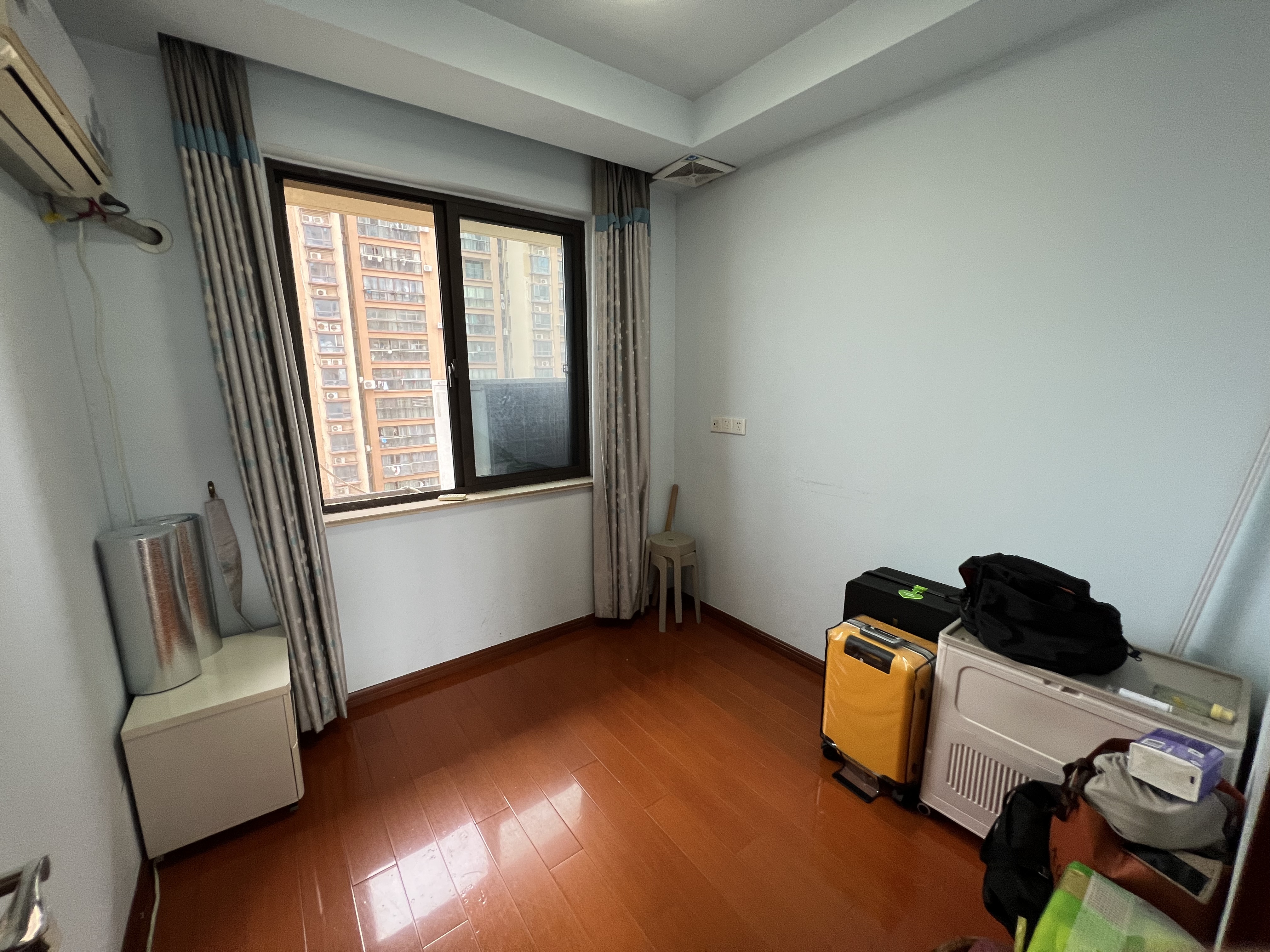 华强城一期 3室2厅1卫 101.43m&sup2;