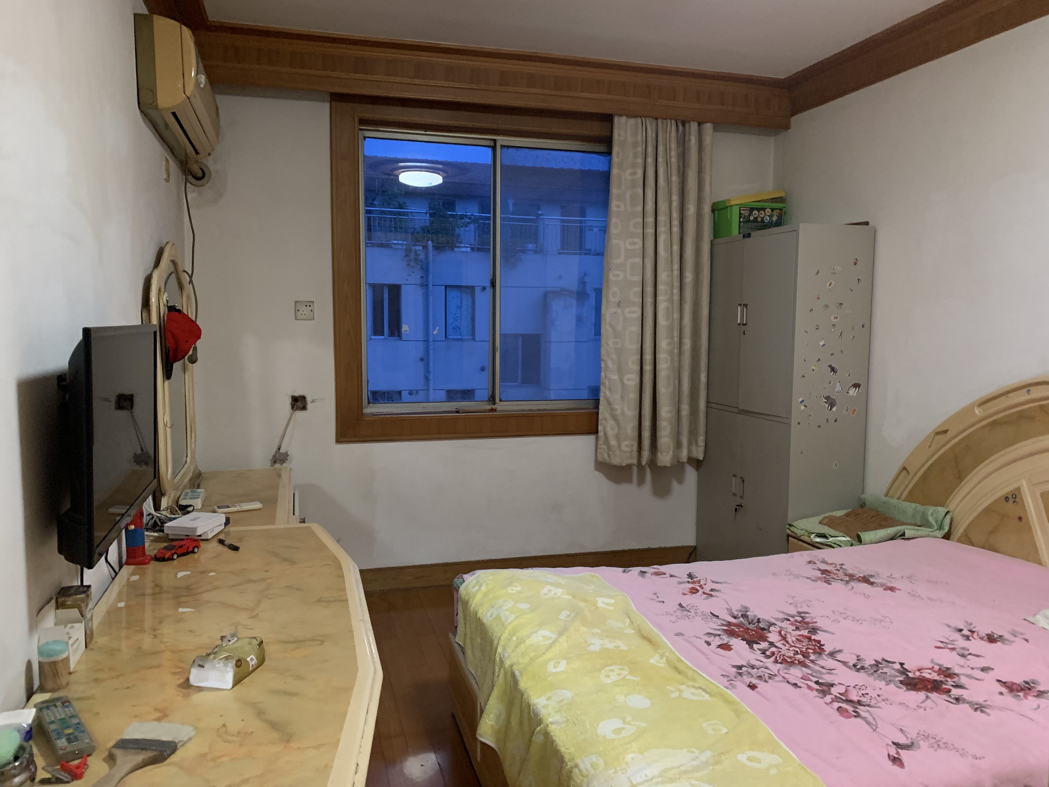 新桥新村 2室1厅1卫 73m&sup2;