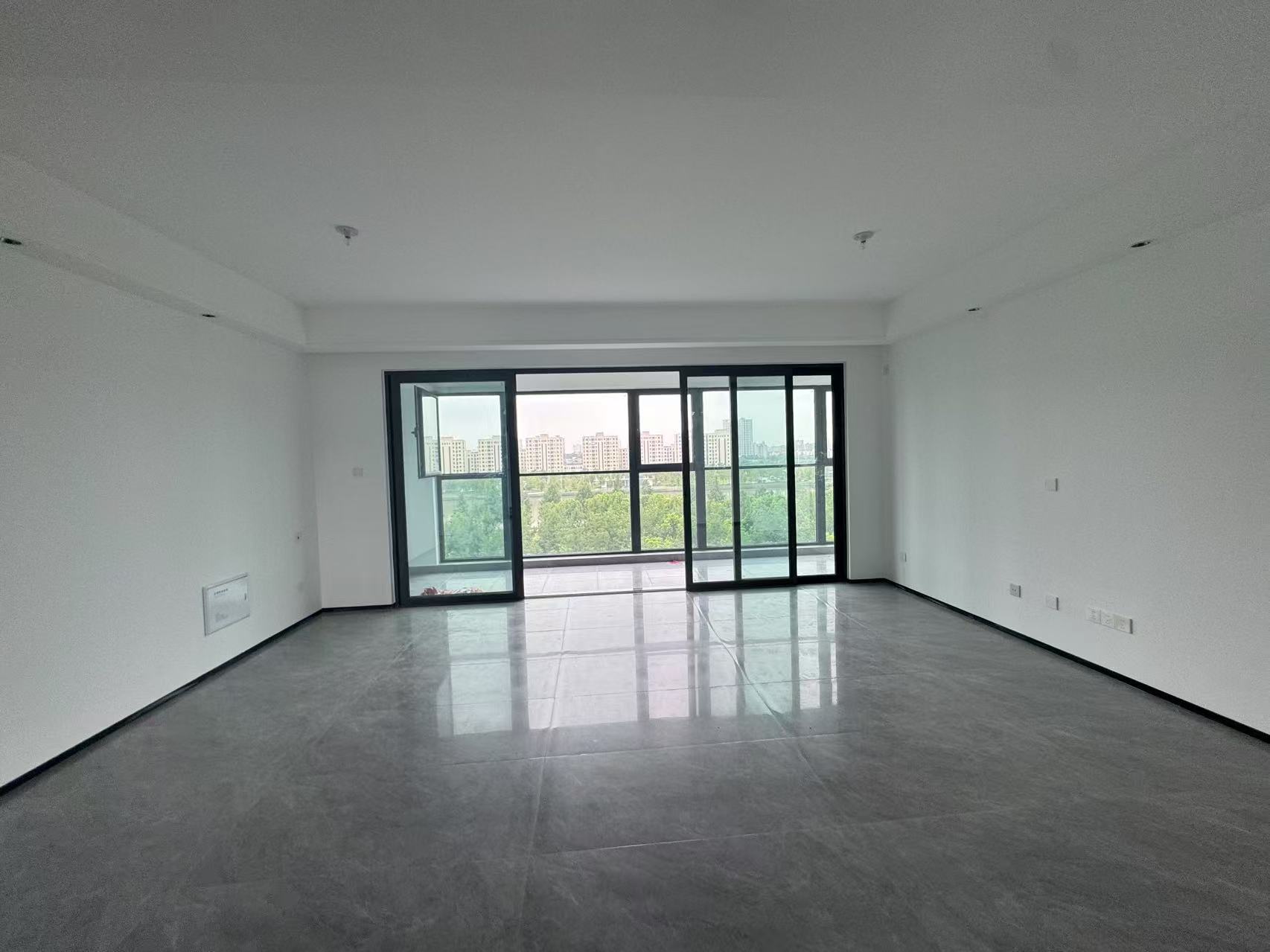 中铁壹号院 4室2厅3卫 174m²