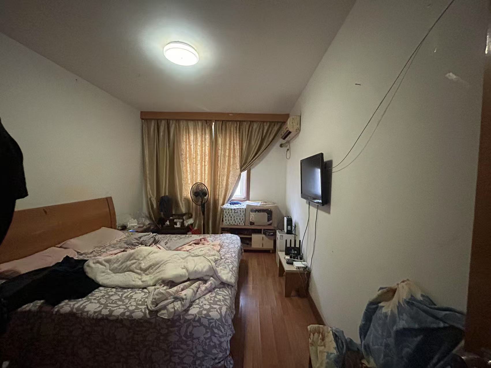 虹桥新村(朝霞路) 2室1厅1卫 62.6m&sup2;