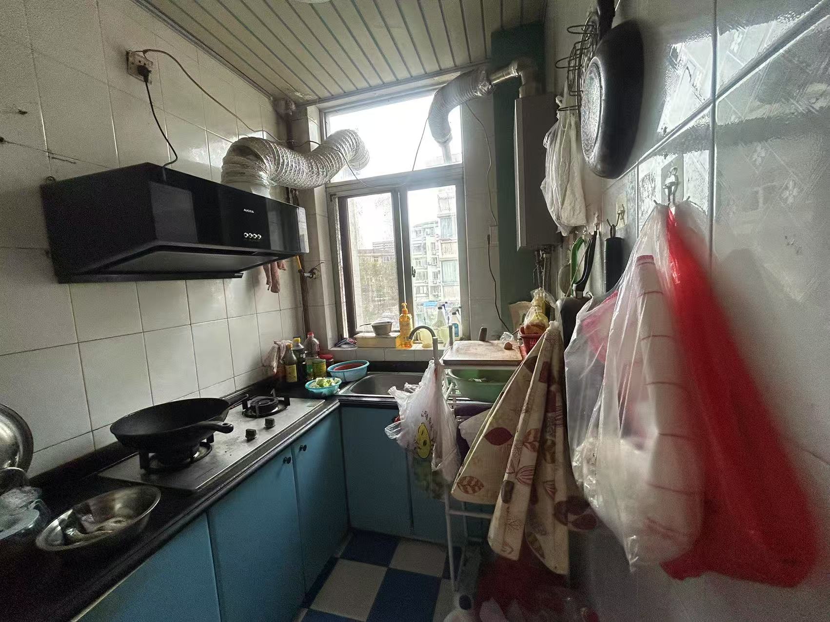 虹桥新村(朝霞路) 2室1厅1卫 62.6m&sup2;