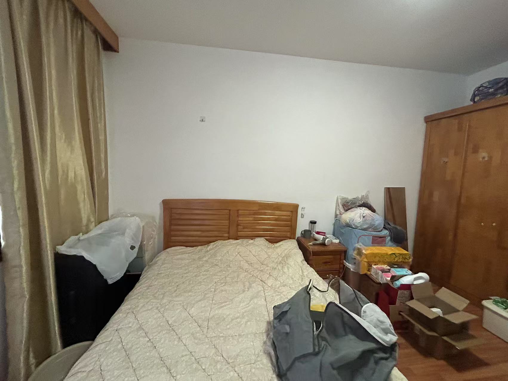 虹桥新村(朝霞路) 2室1厅1卫 62.6m&sup2;