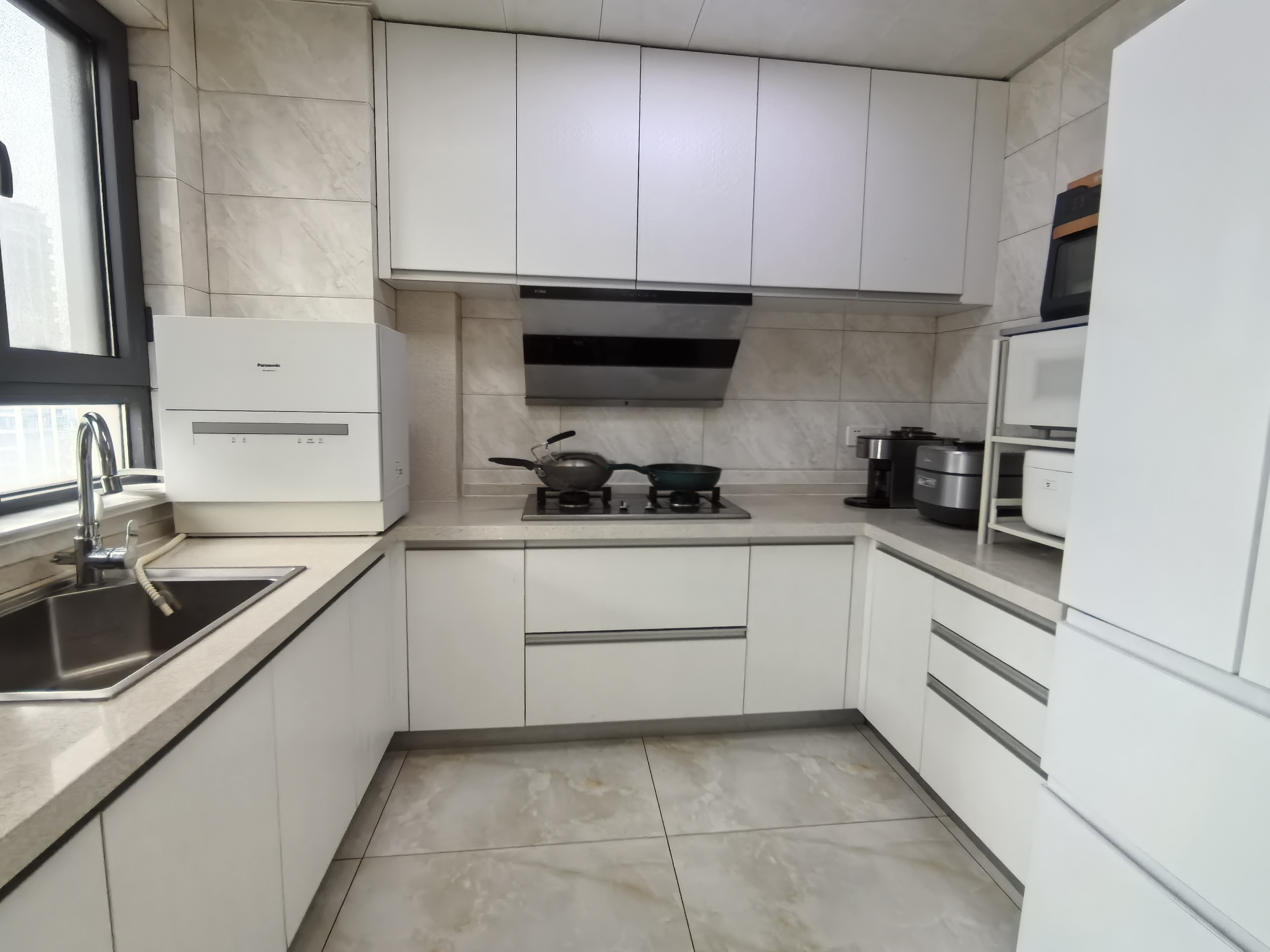 万达华府 3室2厅2卫 120.22m&sup2;