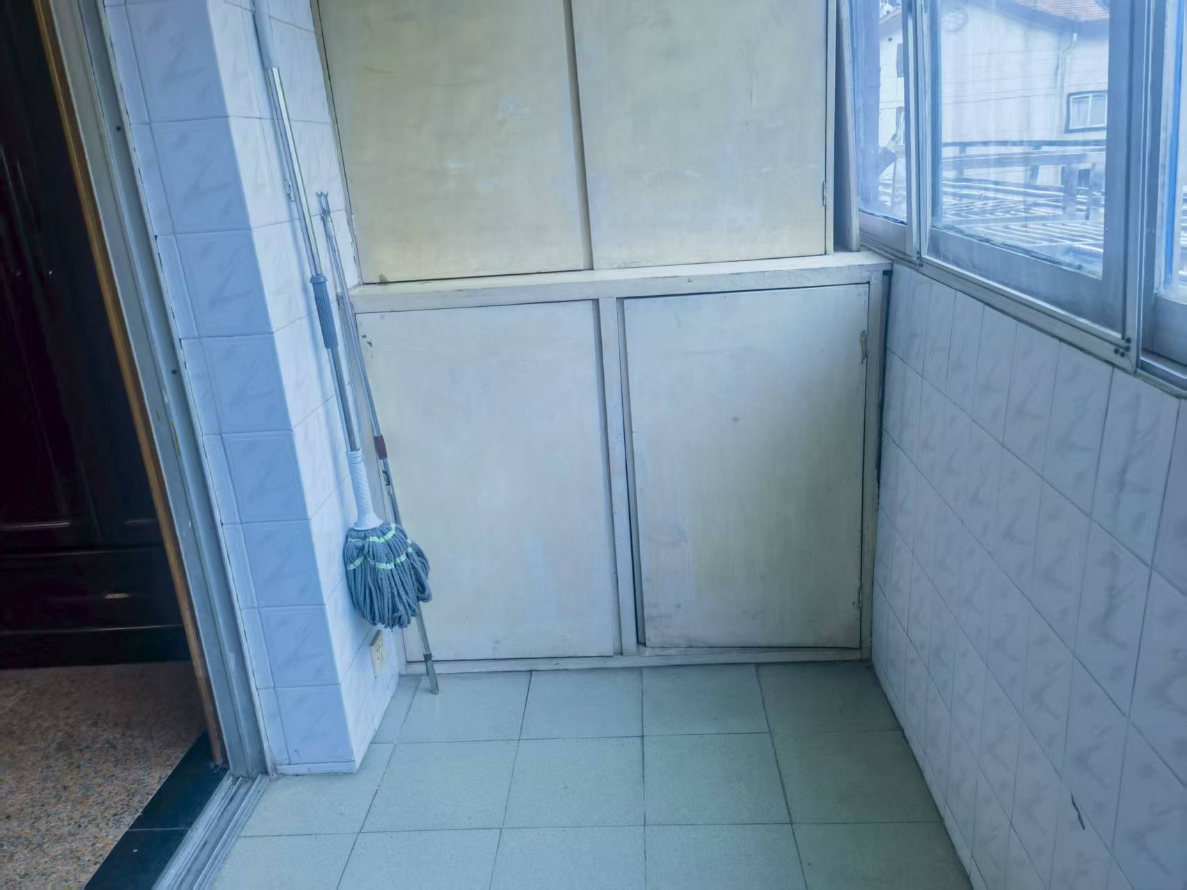 光明东村一期 3室1厅1卫 80m&sup2;