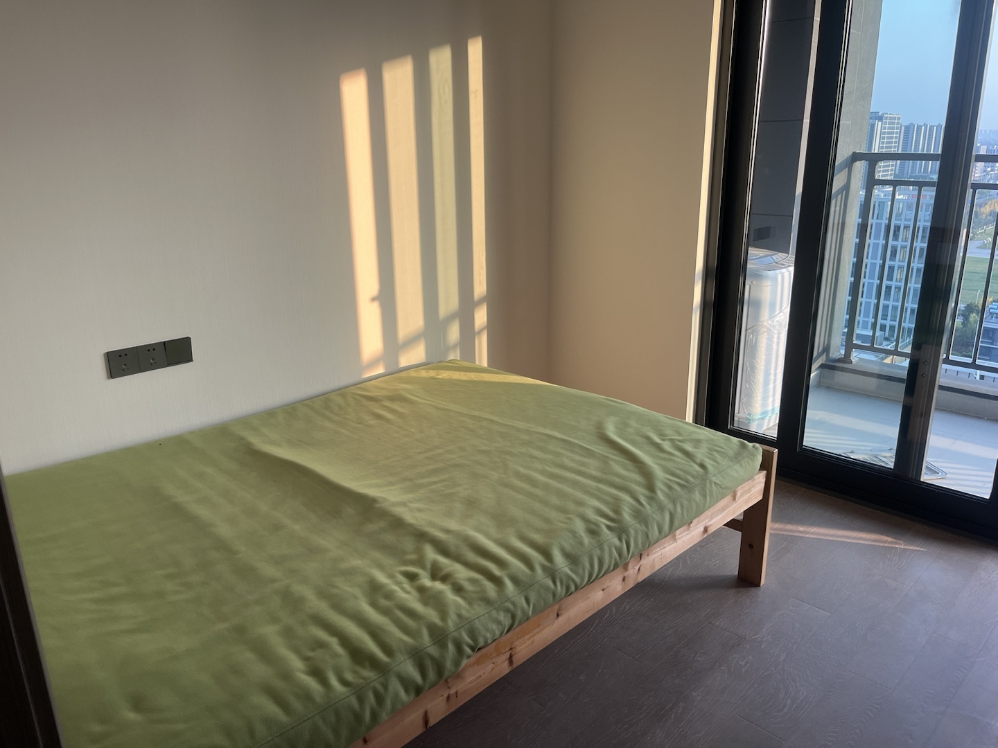 万科时代之光 3室1厅1卫 93.00m&sup2;