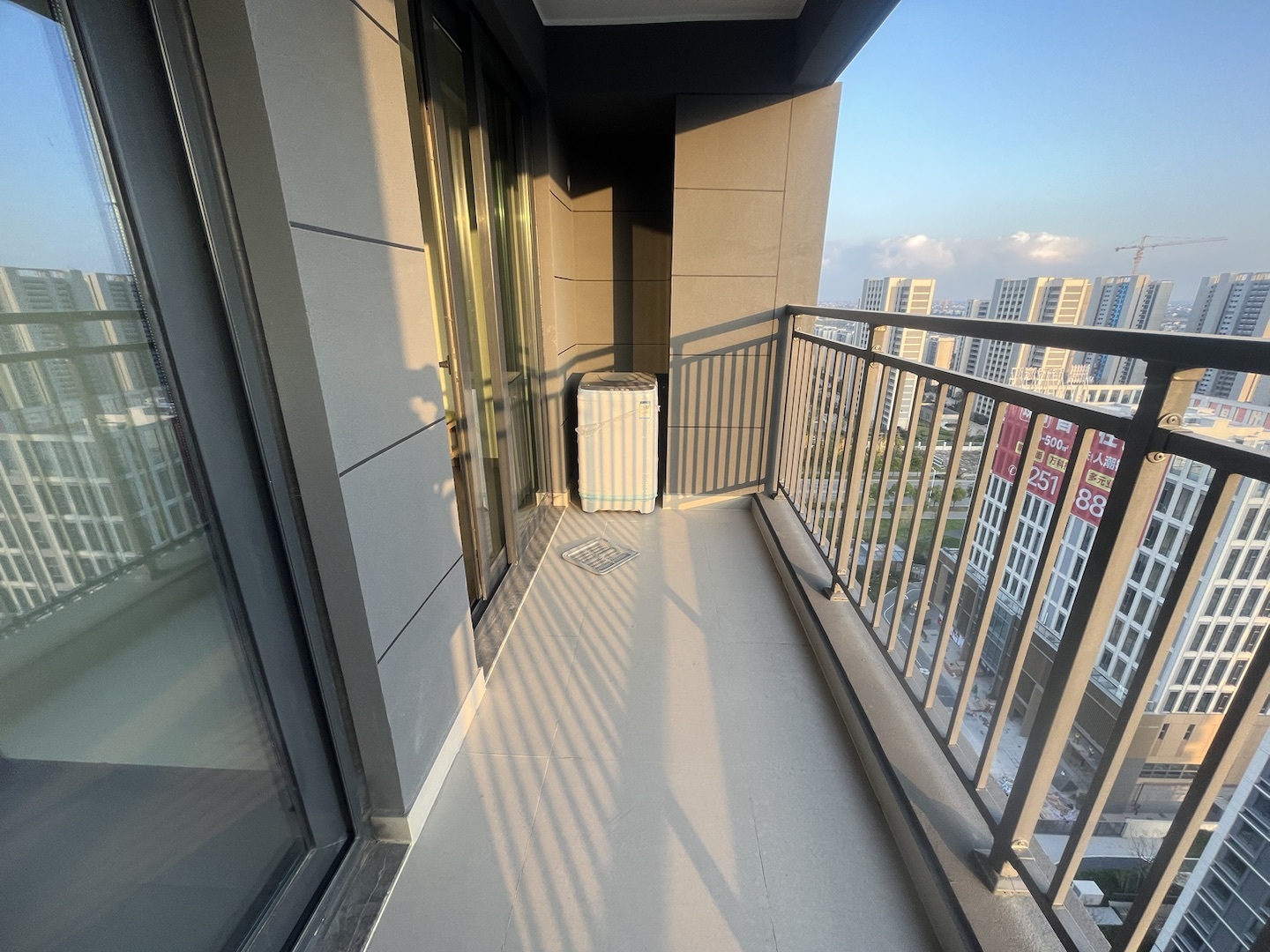 万科时代之光 3室1厅1卫 93.00m&sup2;