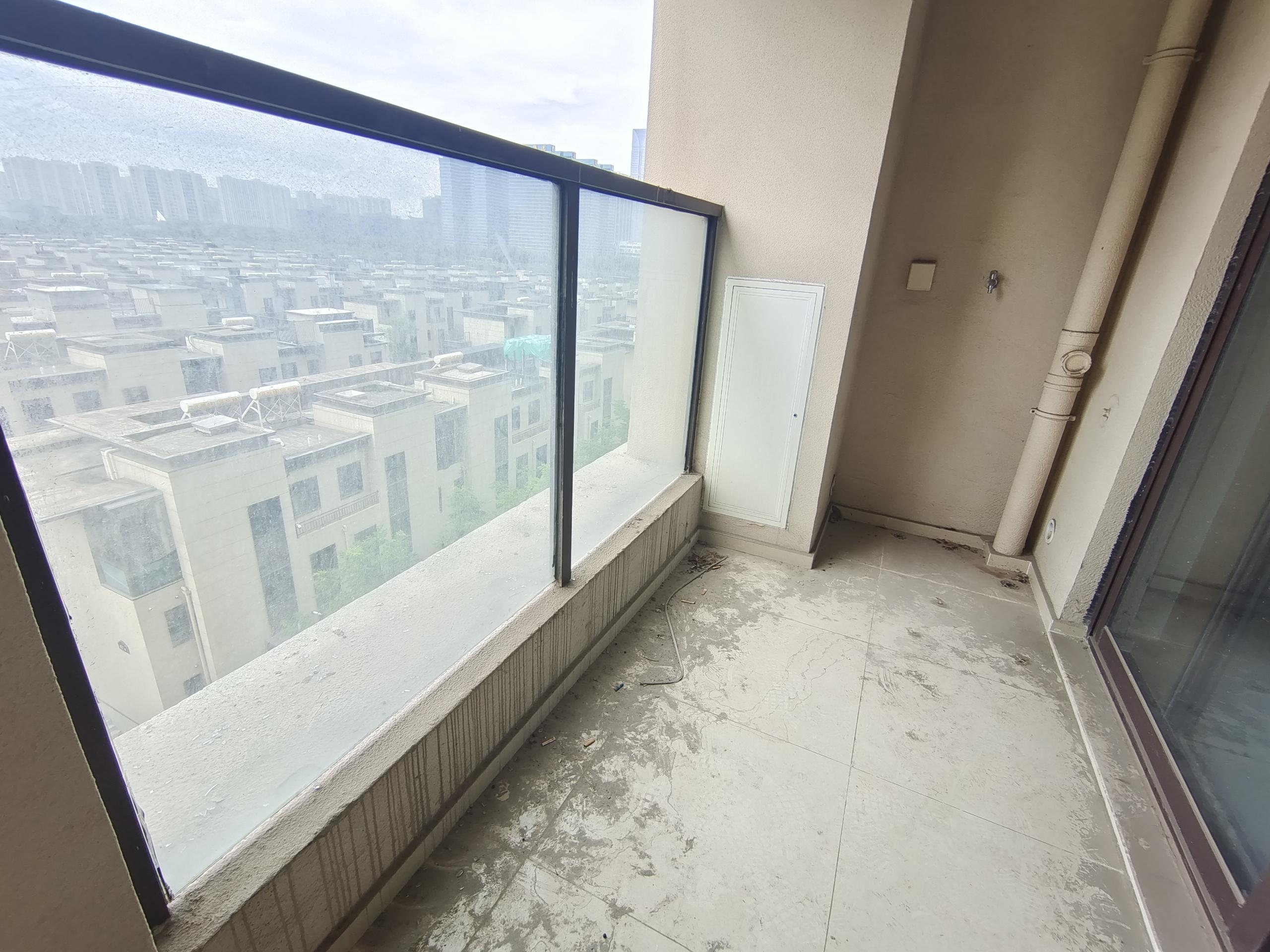 云樾东方 3室2厅1卫 94.82m²