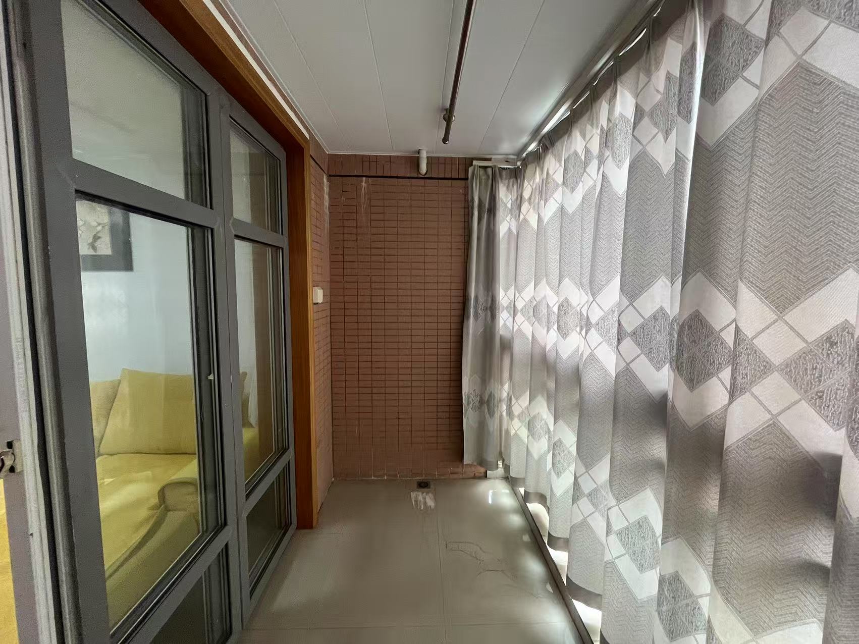 德诚嘉园 3室2厅1卫 113.00m&sup2;