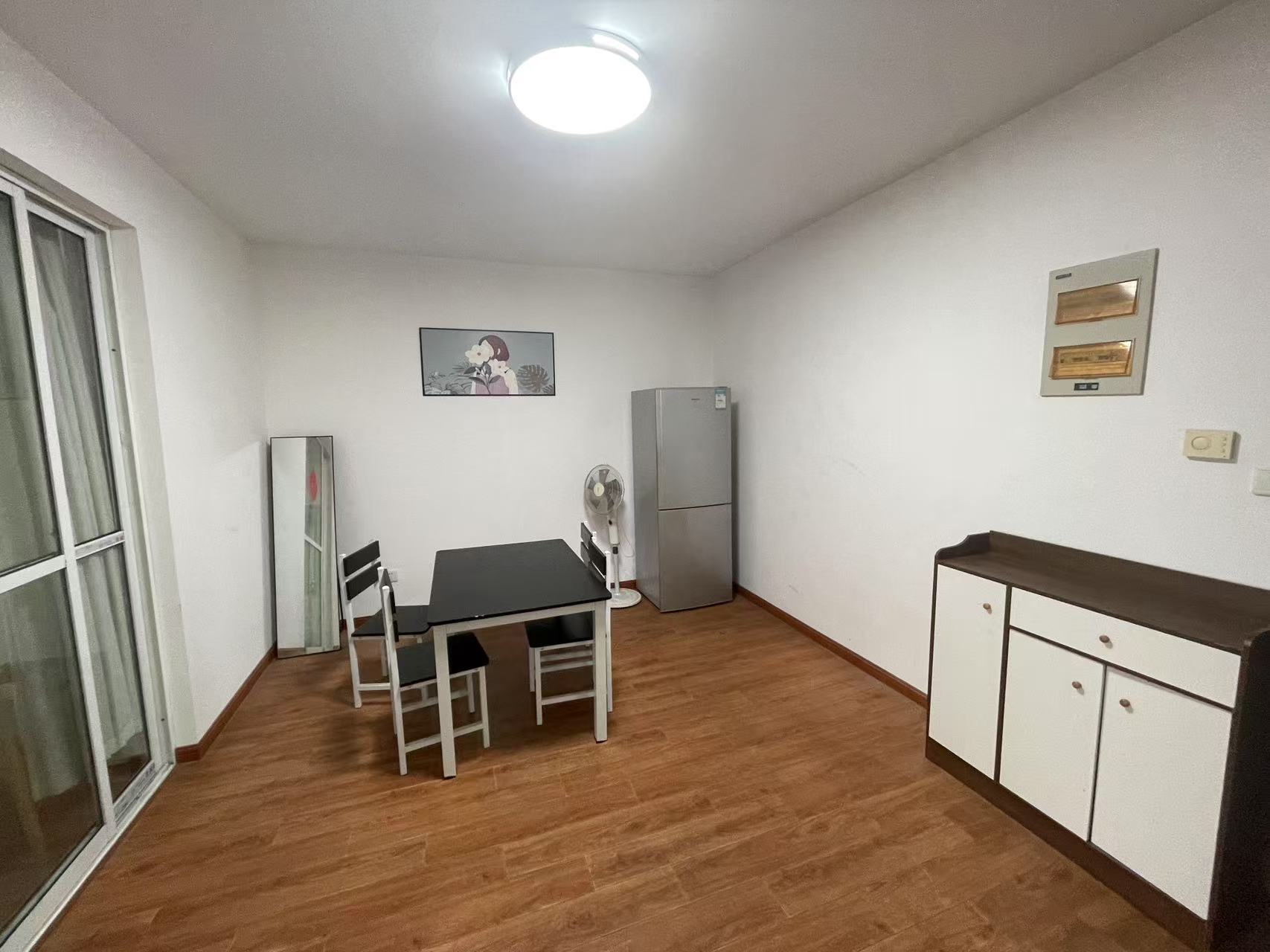 学士府 2室1厅1卫 74m&sup2;