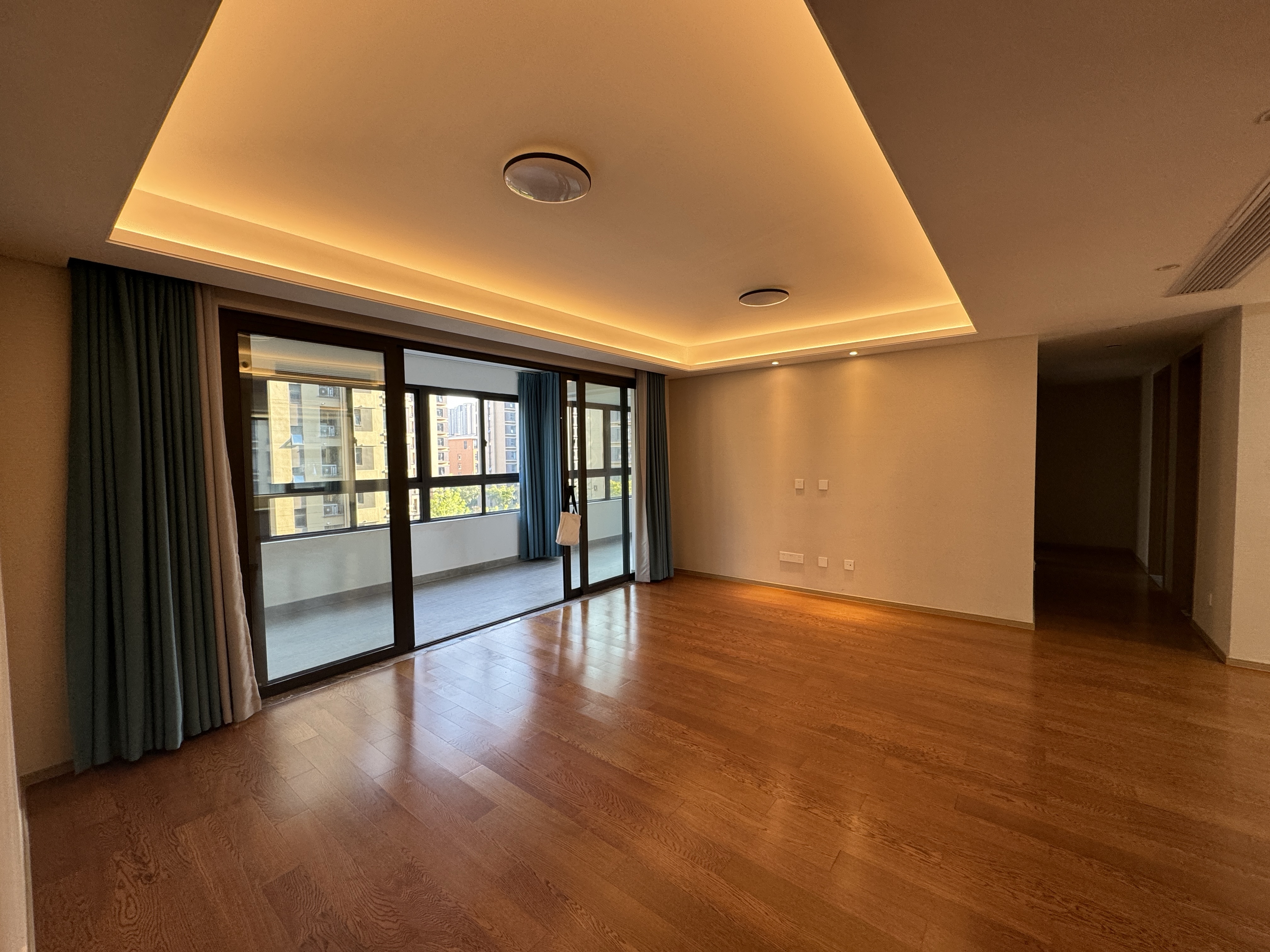 万濠禧园 4室2厅2卫 153.49m&sup2;