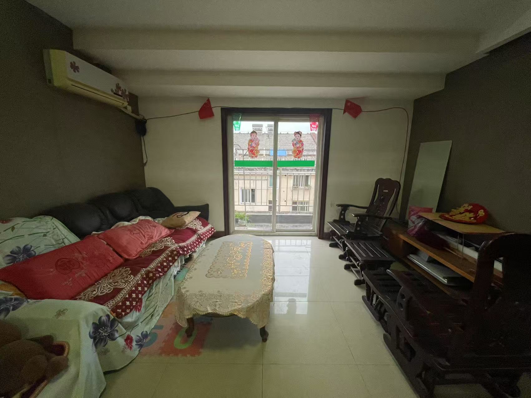 新开苑 3室2厅1卫 115m&sup2;