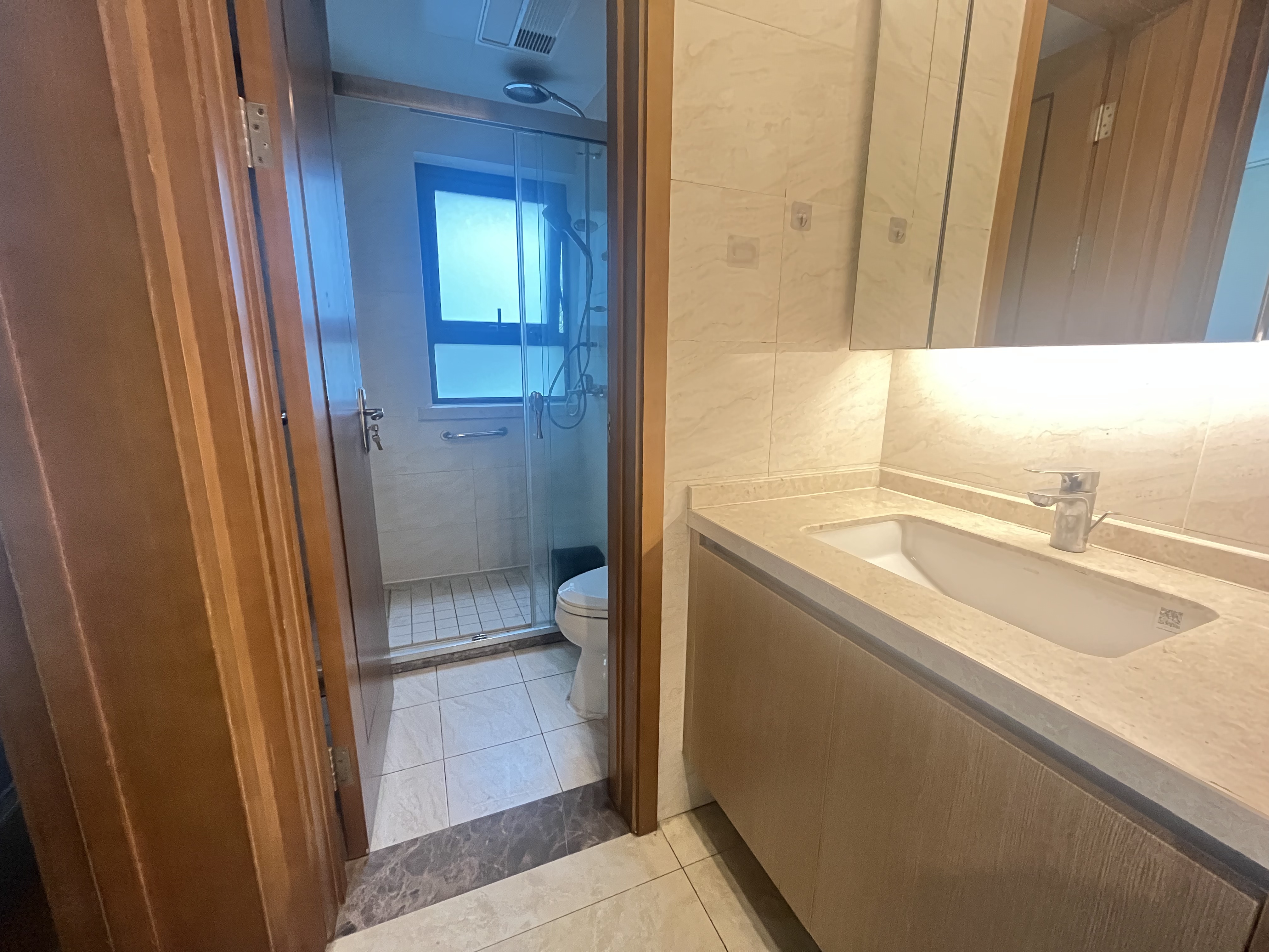 中南漫悦湾 4室2厅2卫 122m&sup2;