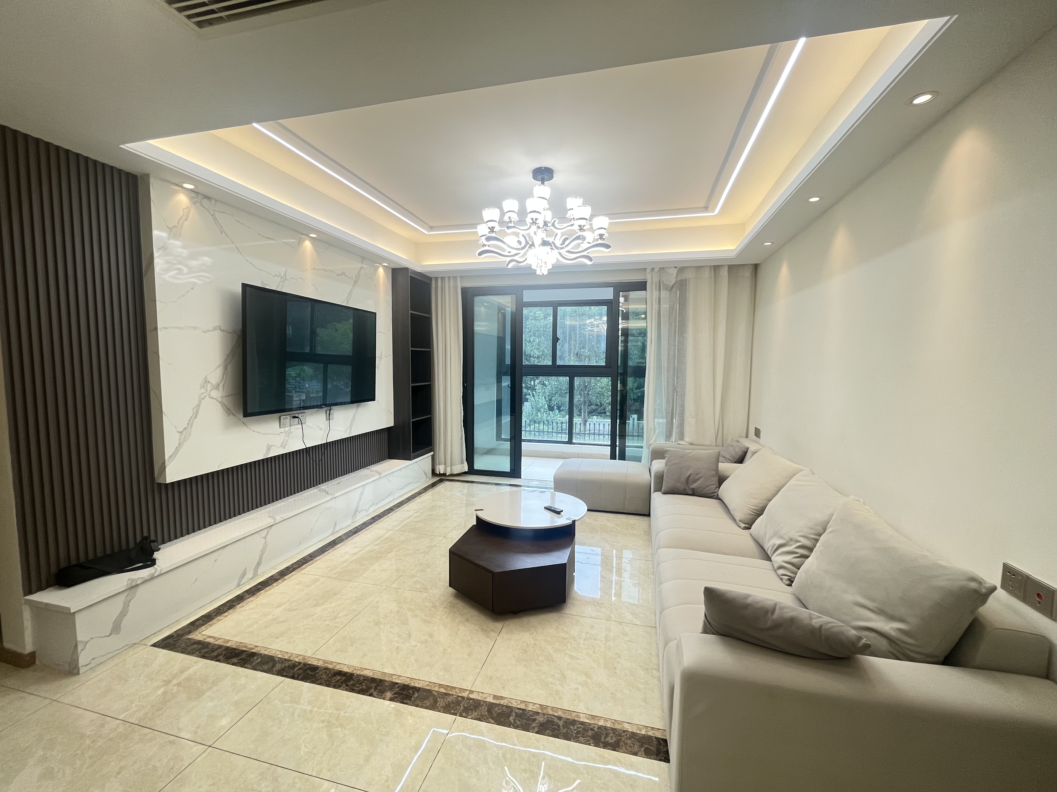 中南漫悦湾 4室2厅2卫 122m&sup2;