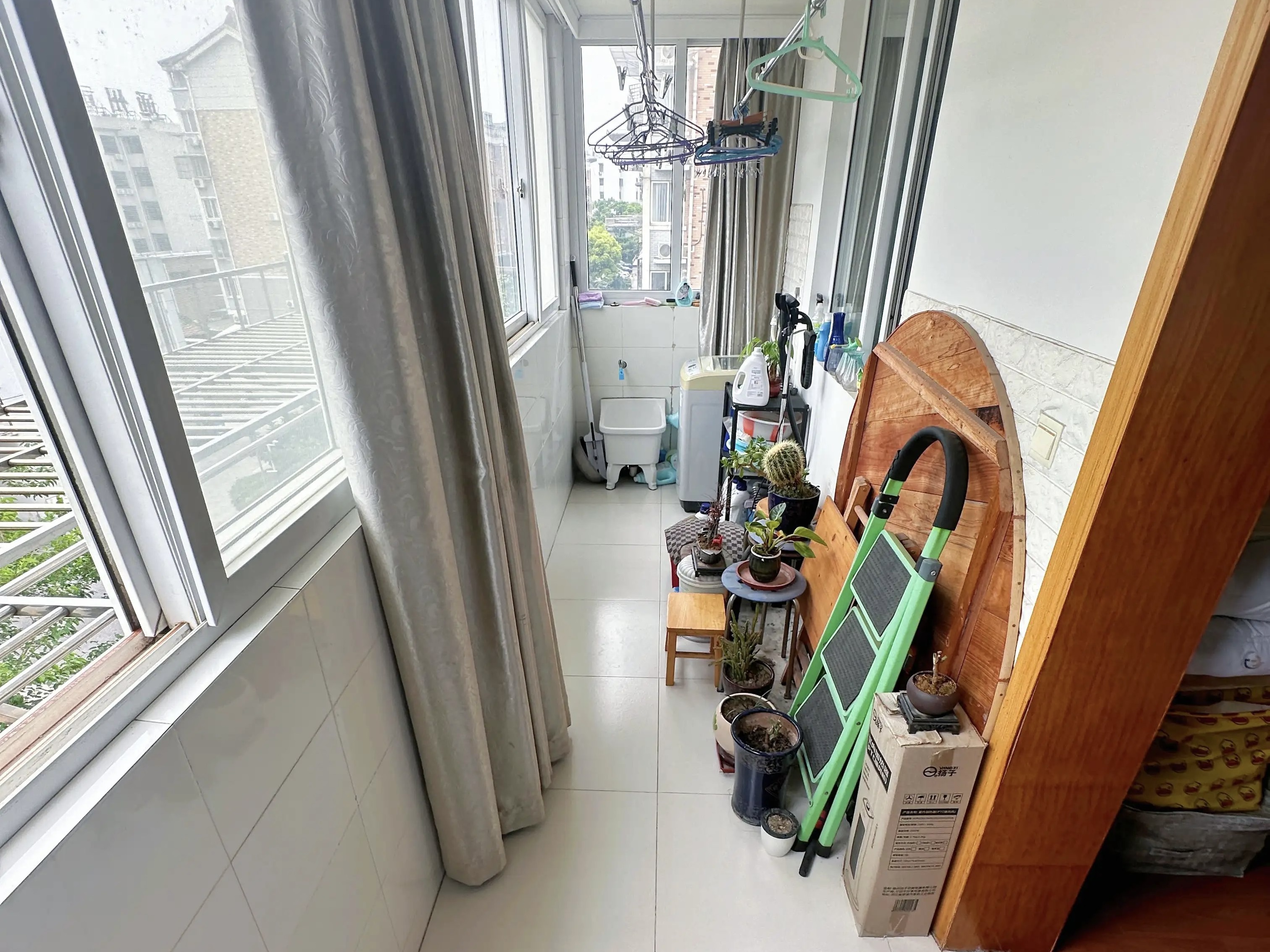 虹南花苑 2室2厅1卫 76.8m&sup2;