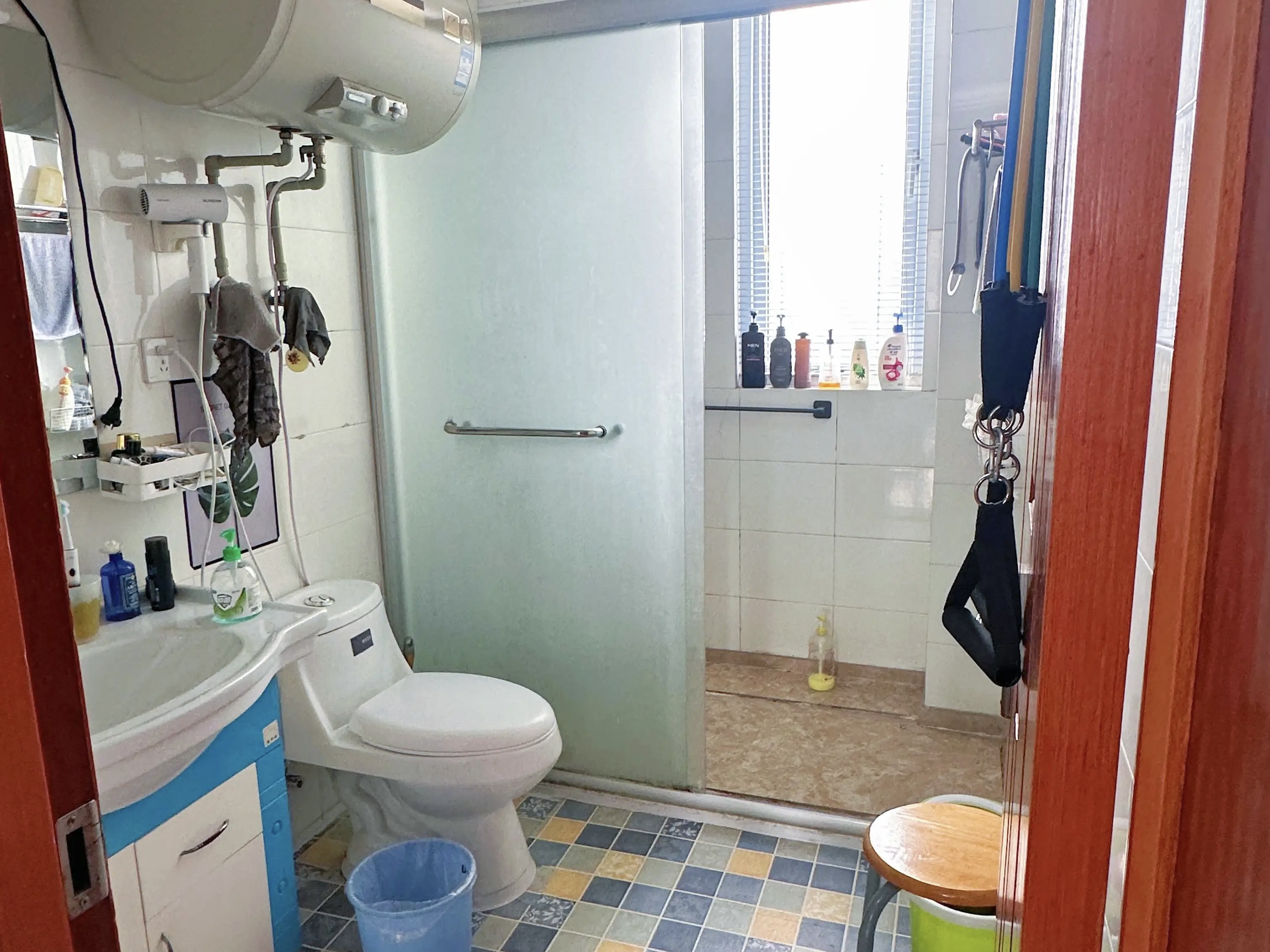虹南花苑 2室2厅1卫 76.8m&sup2;