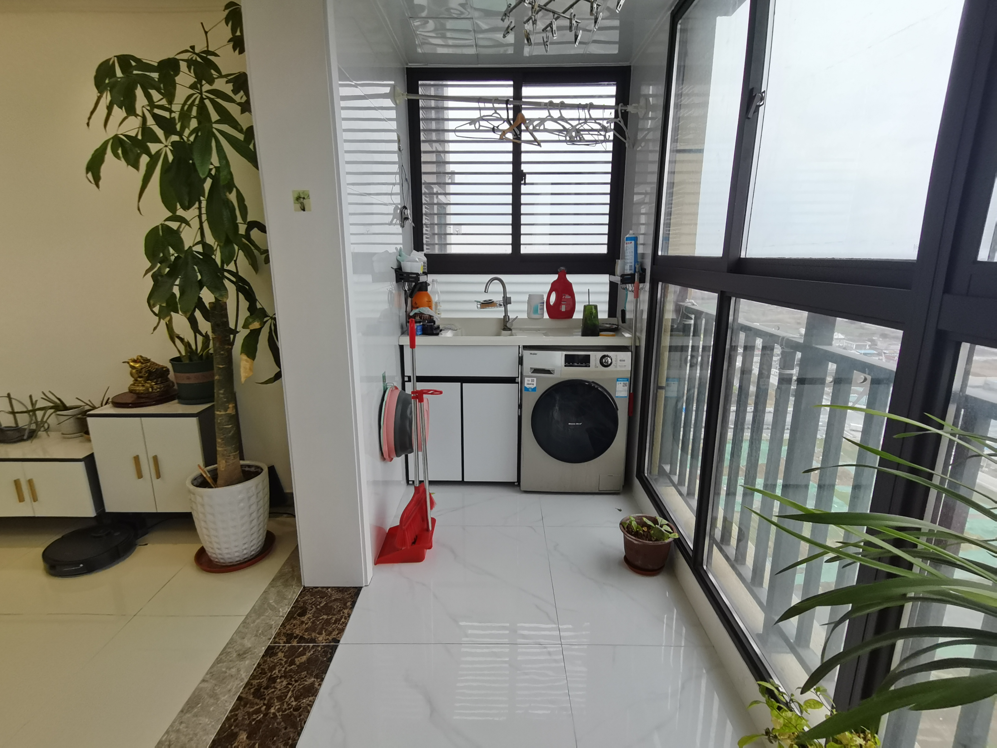 富力院士廷 3室2厅2卫 108m&sup2;
