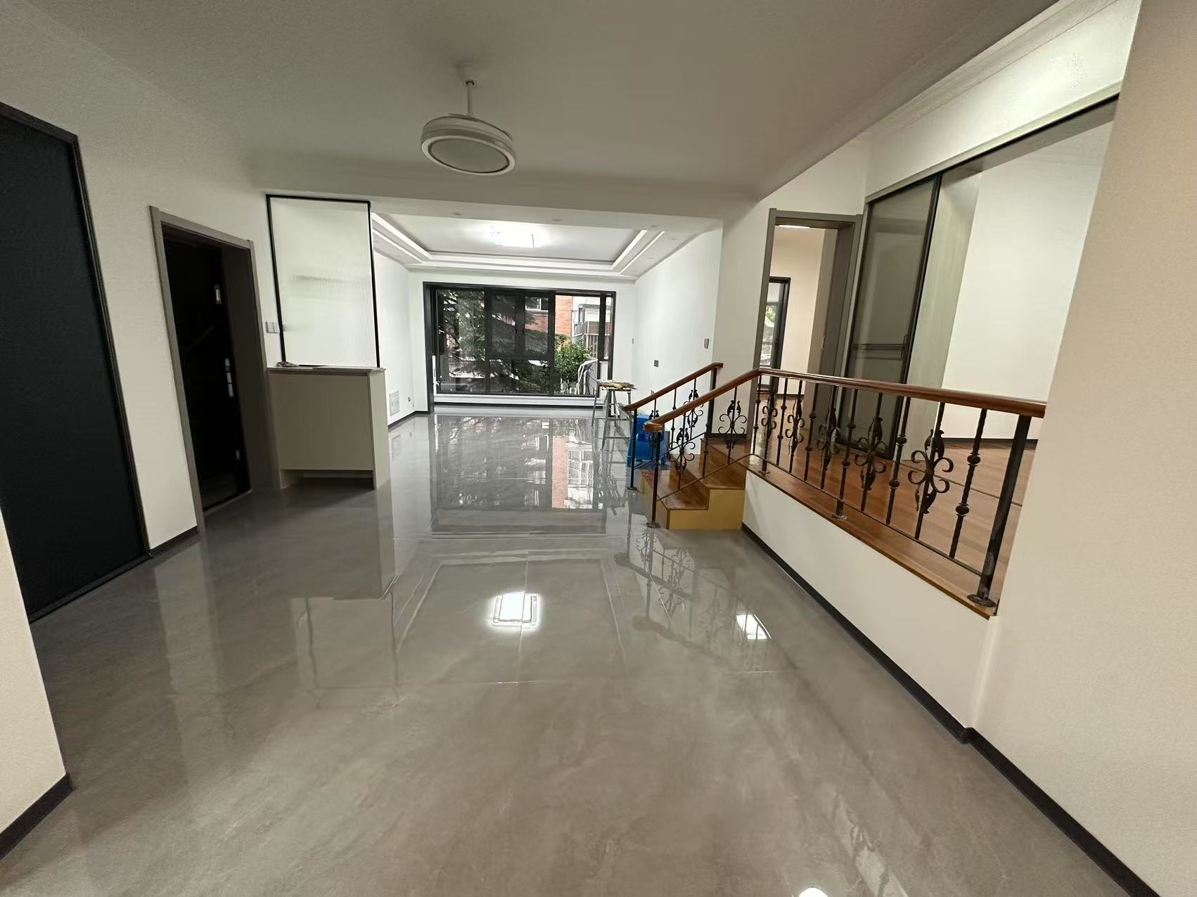 濠滨别业 3室2厅1卫 119.5m&sup2;