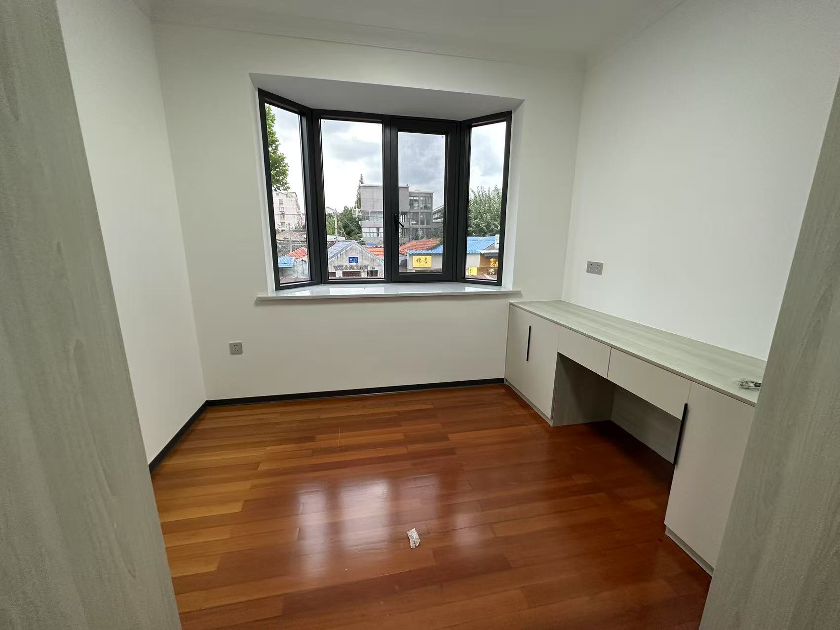 濠滨别业 3室2厅1卫 119.5m&sup2;