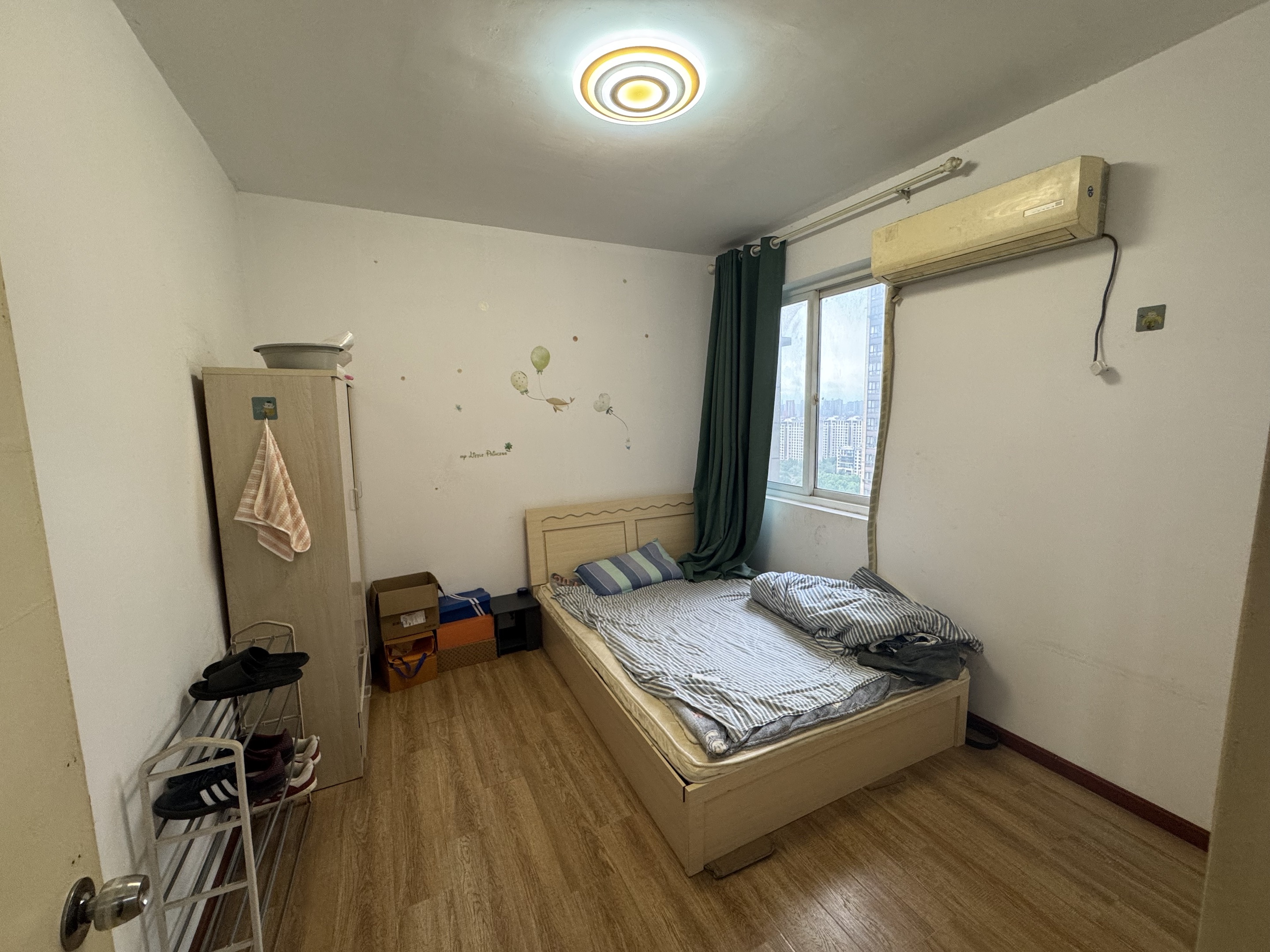 学士府 3室2厅1卫 123m&sup2;