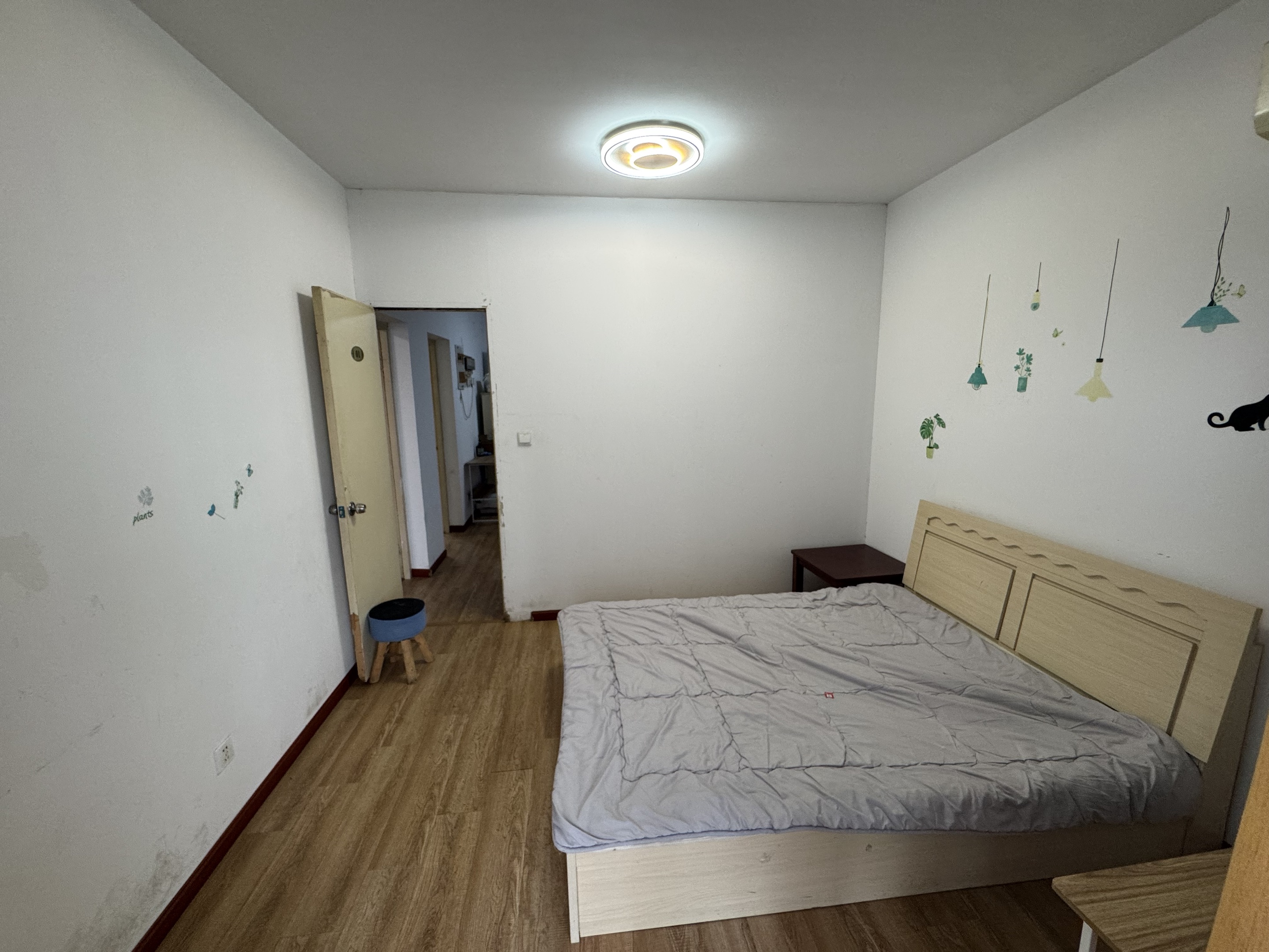 学士府 3室2厅1卫 123m&sup2;