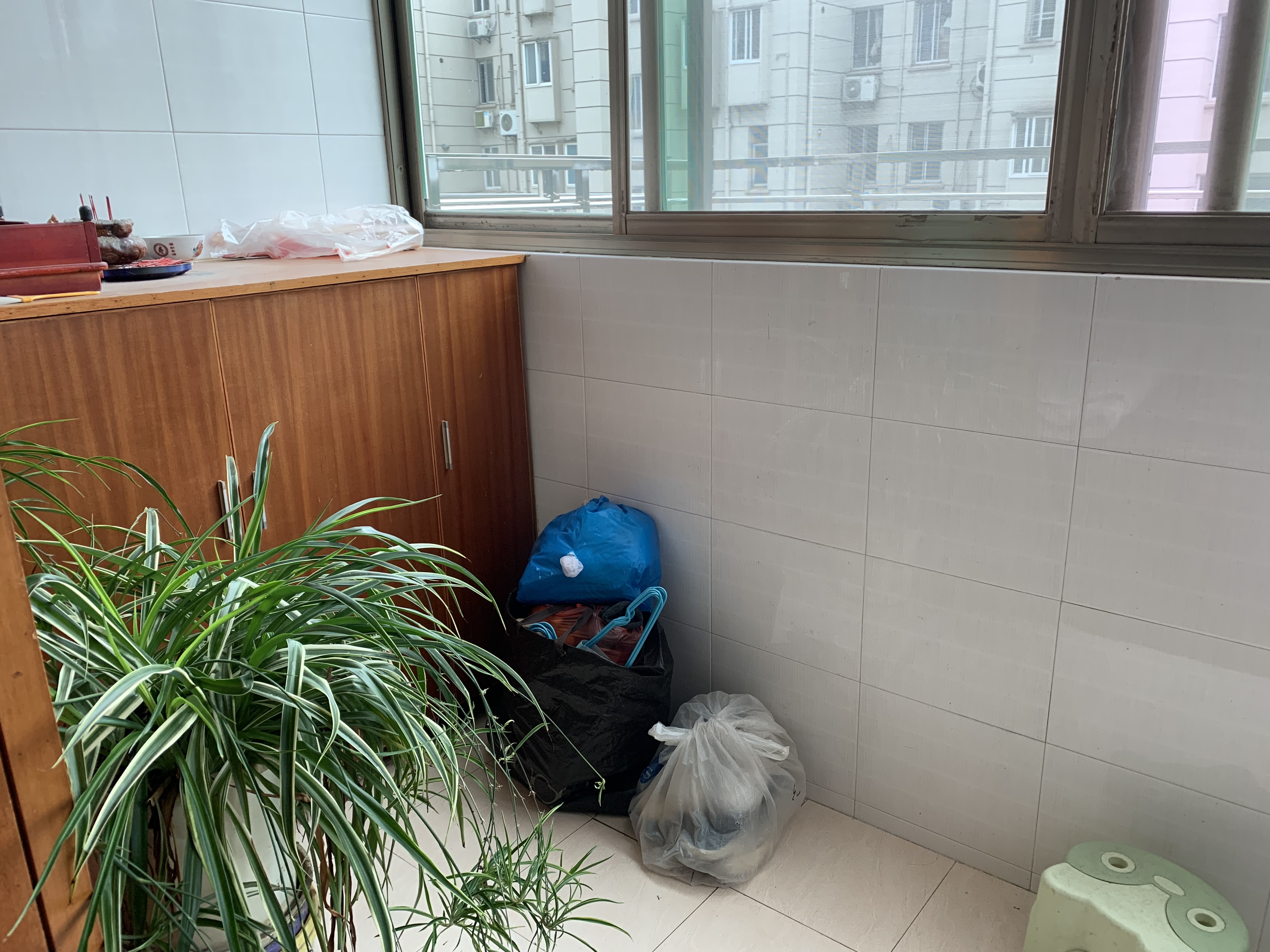 中南苑 3室1厅1卫 74.82m&sup2;