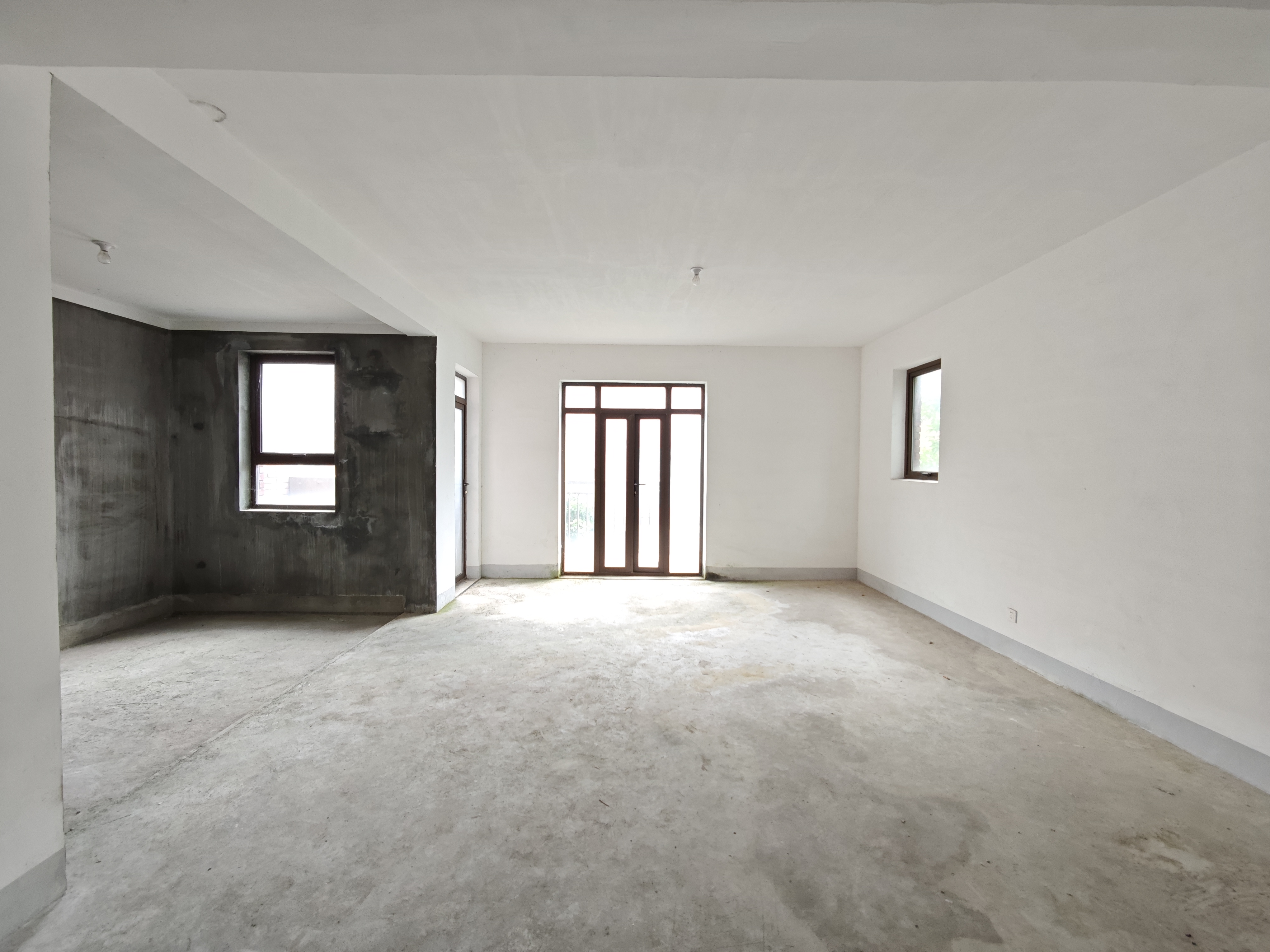 紫琅上郡 5室2厅3卫 289.14m&sup2;
