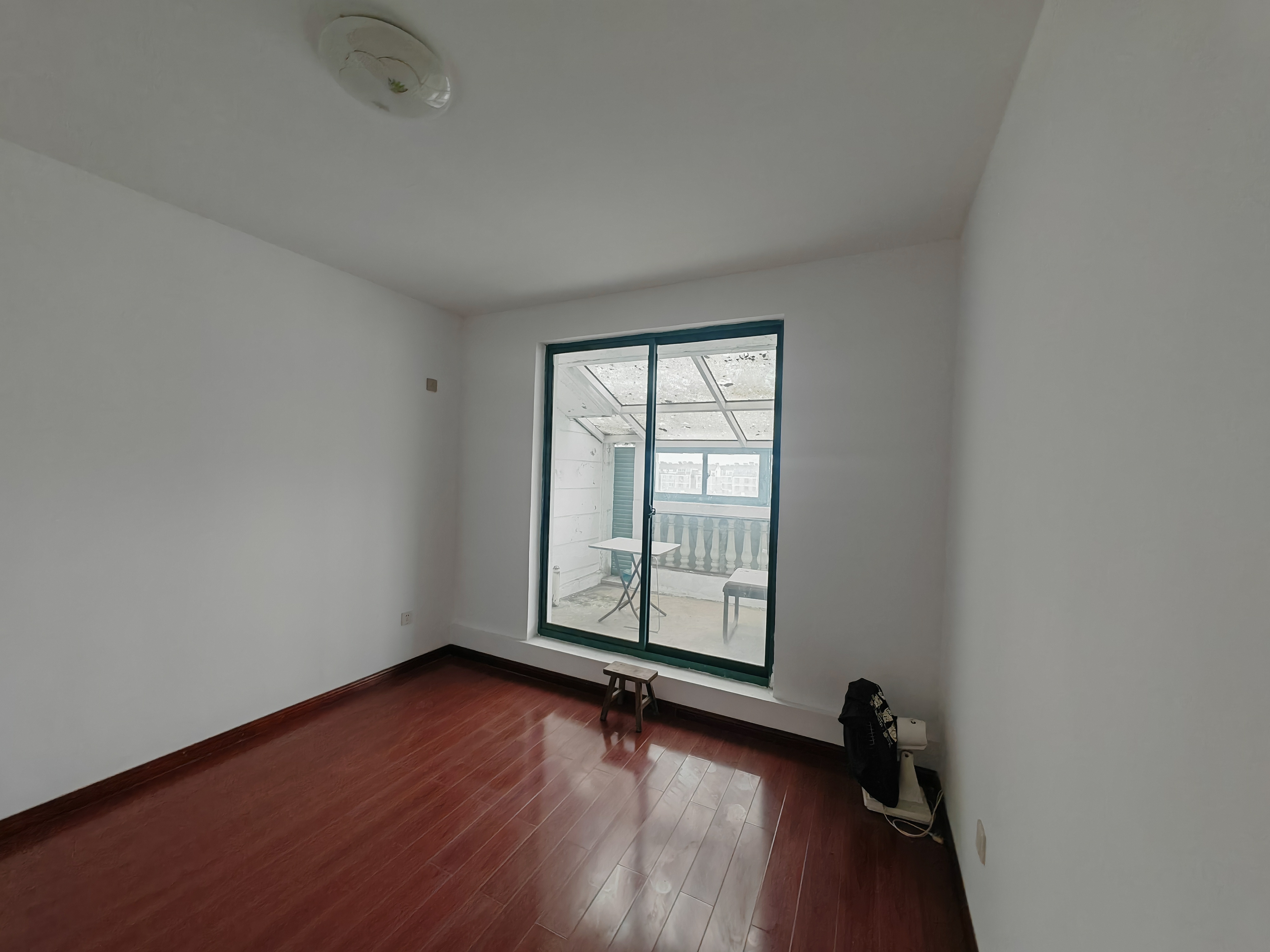 华德大唐花苑 3室2厅1卫 99m&sup2;