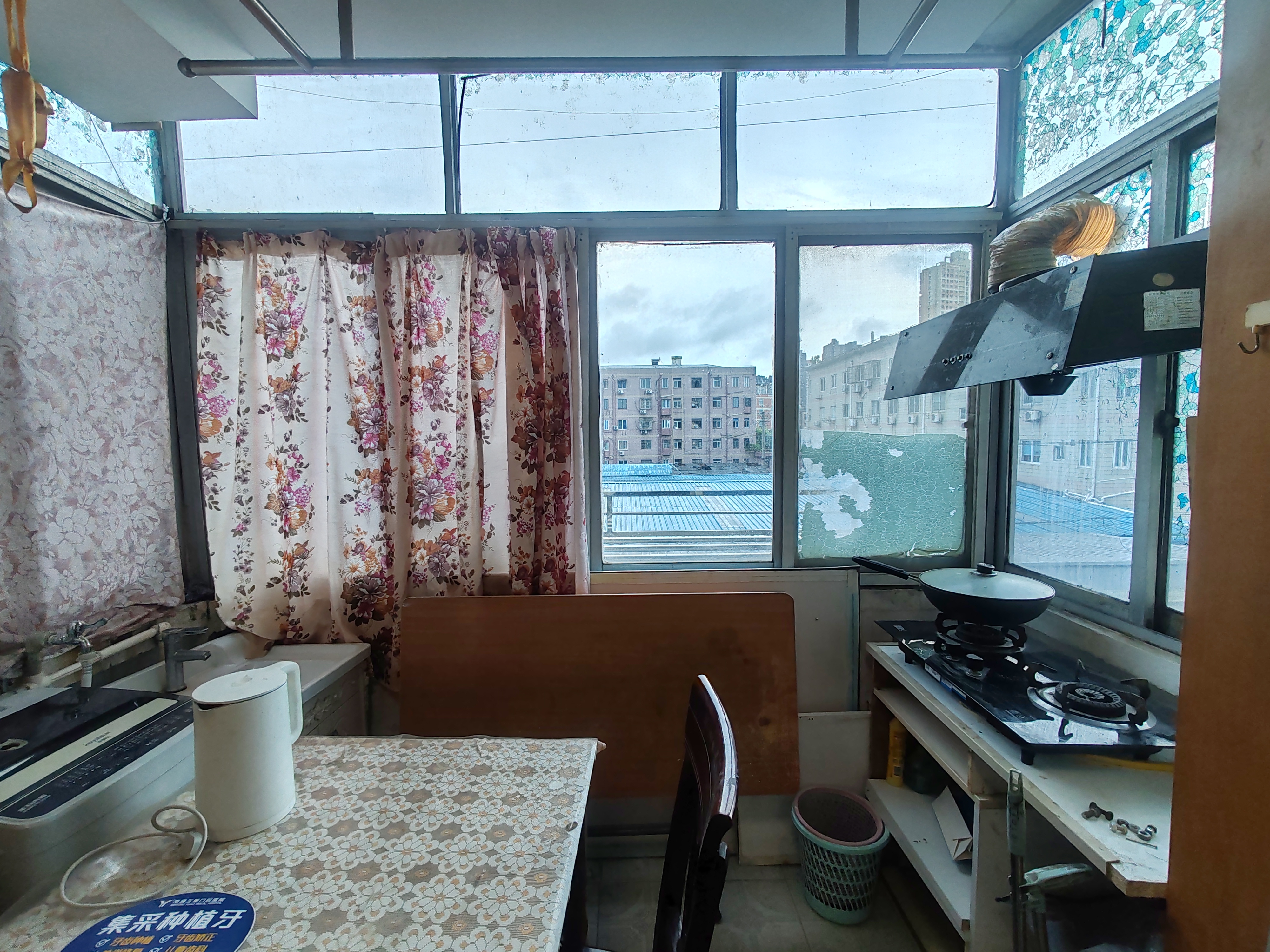 新桥新村 1室1厅1卫 37m&sup2;