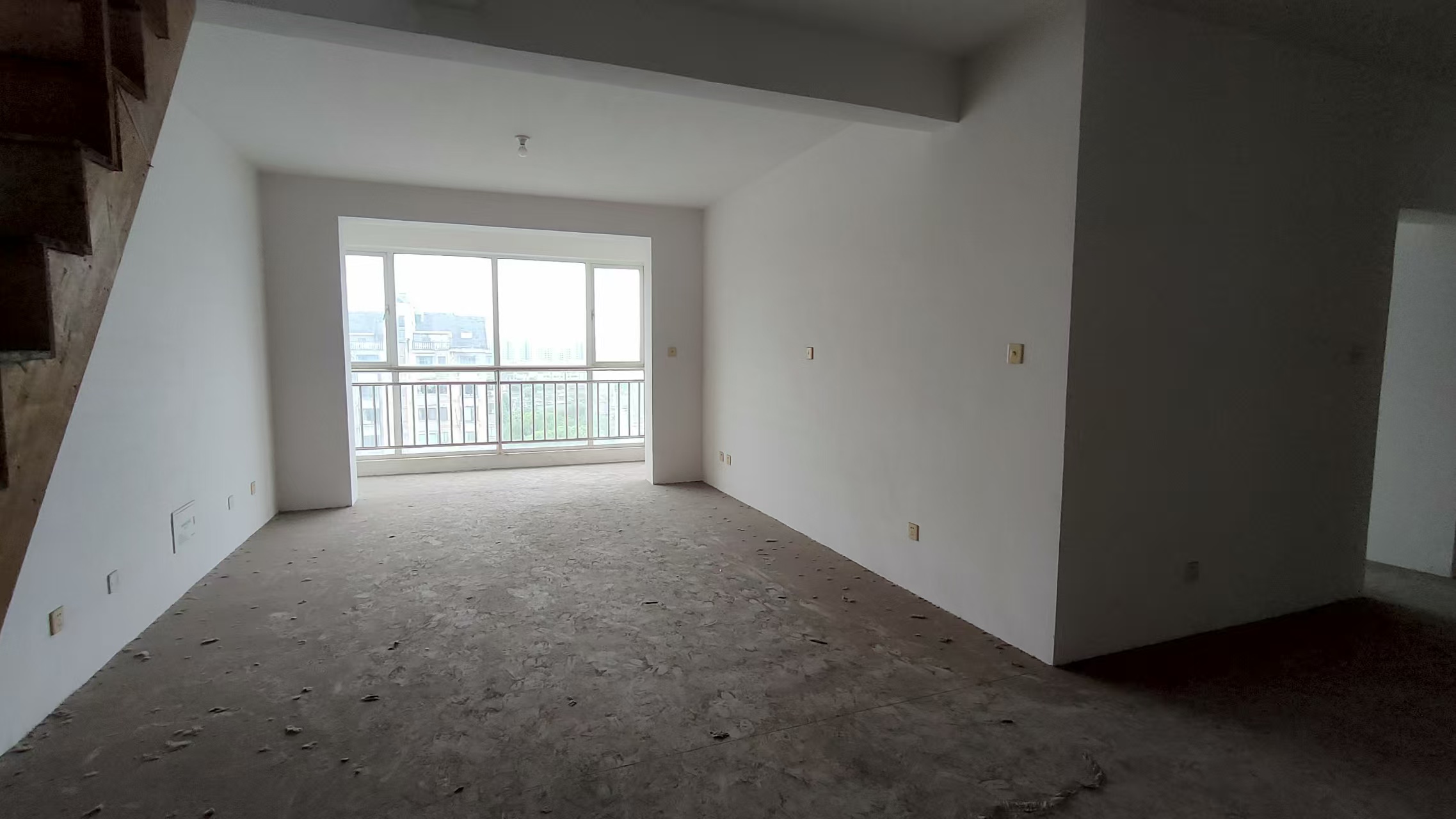 苏建花园城 5室2厅2卫 226.91m&sup2;