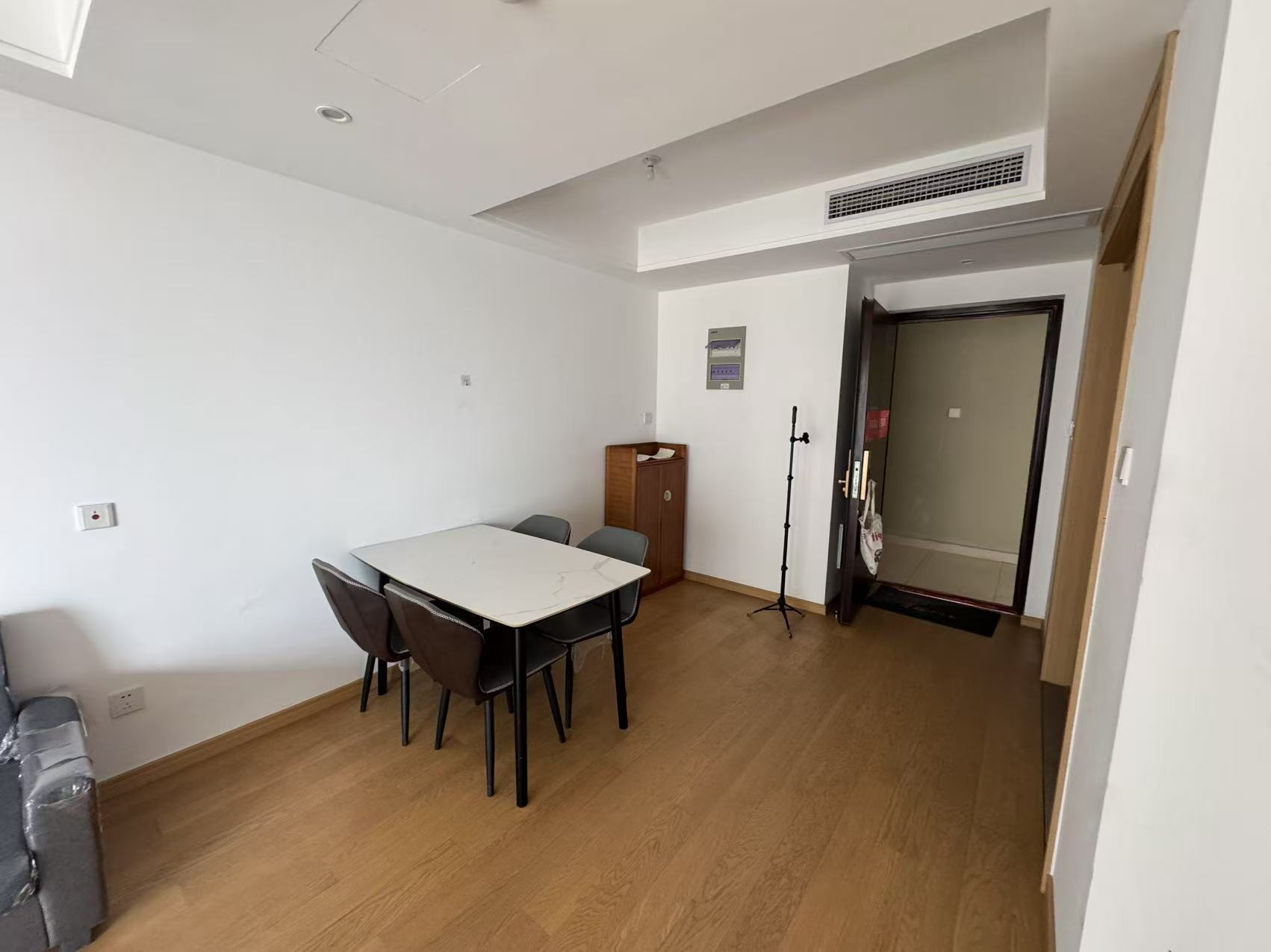时光漫城 3室2厅1卫 92.00m²