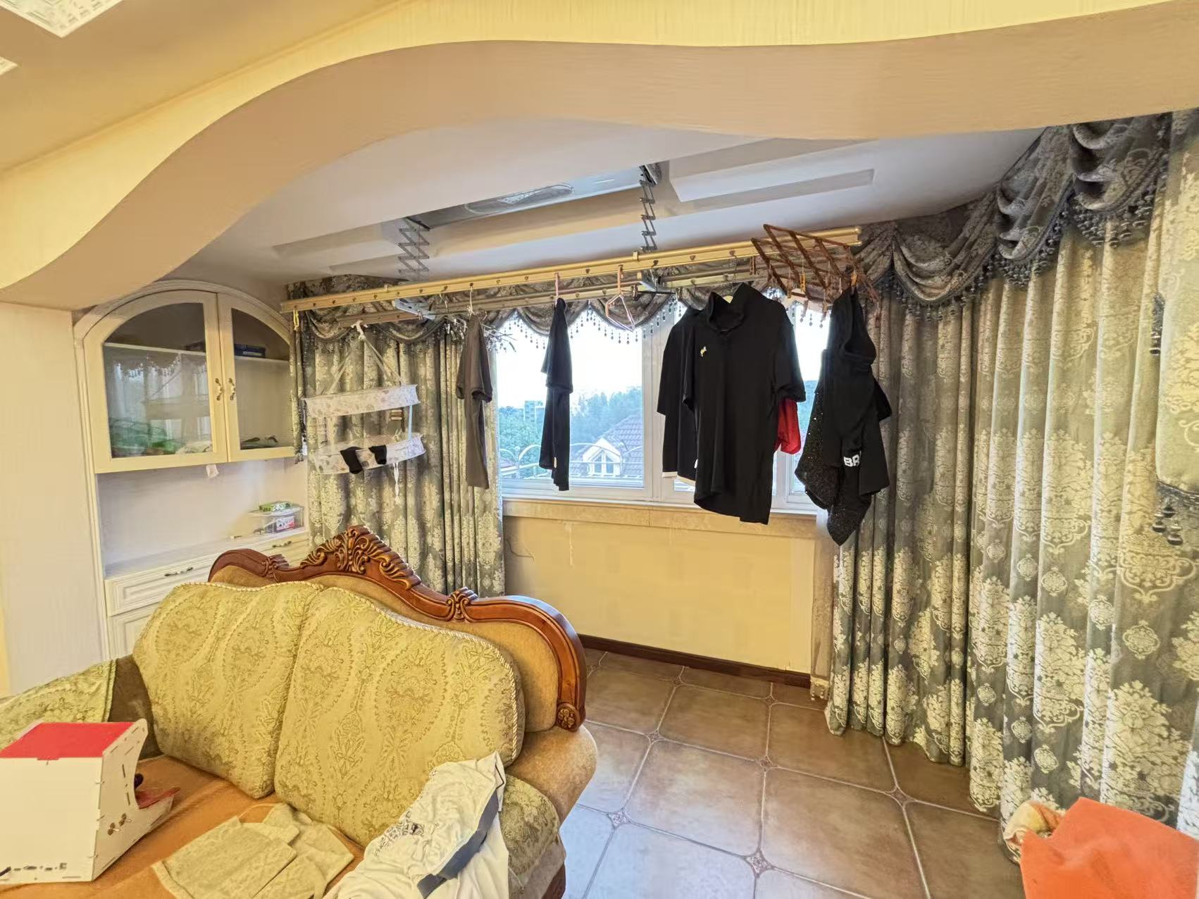 北濠山庄 3室2厅2卫 141.21m&sup2;