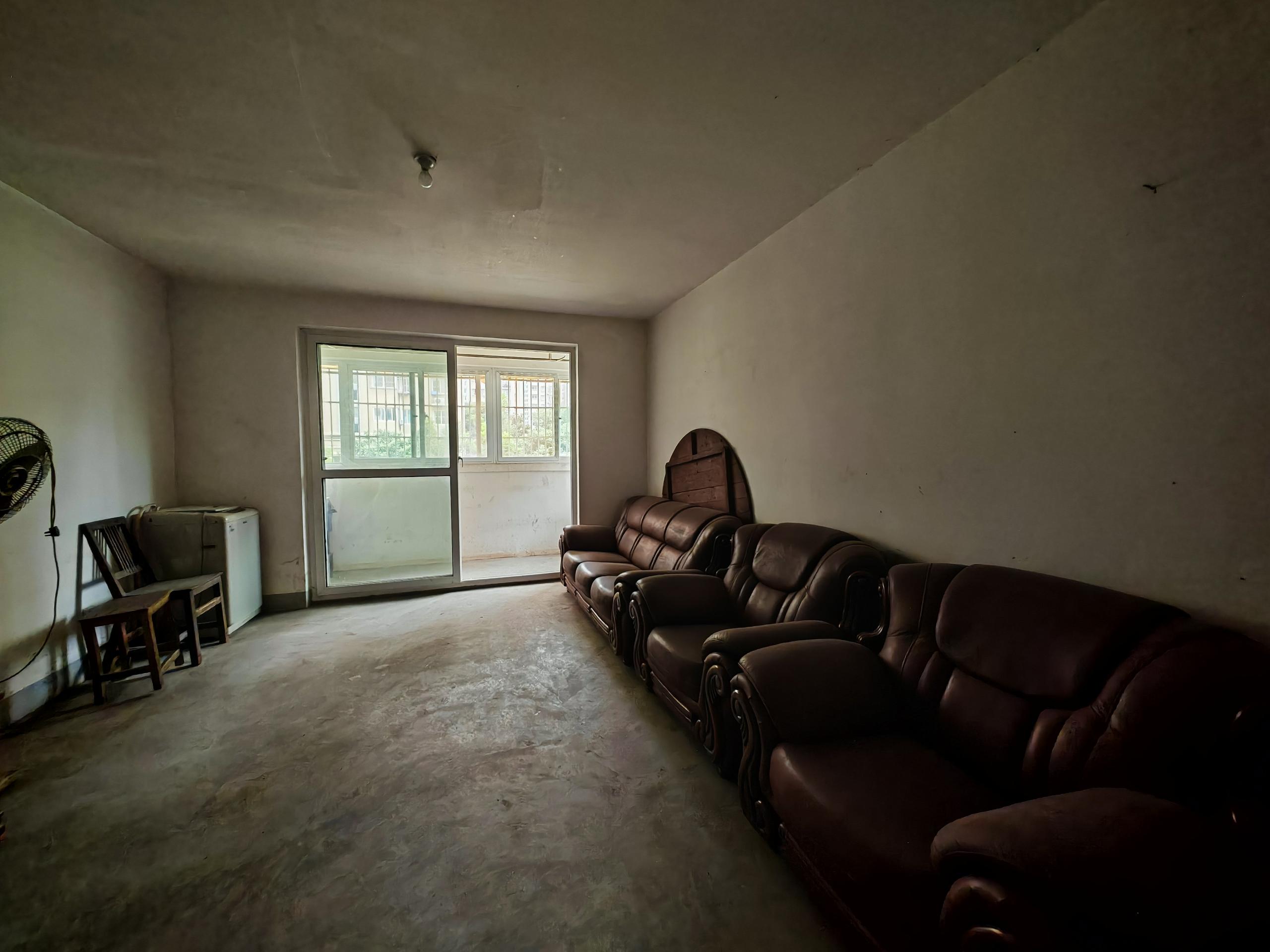 紫东花苑 2室1厅1卫 92.00m²