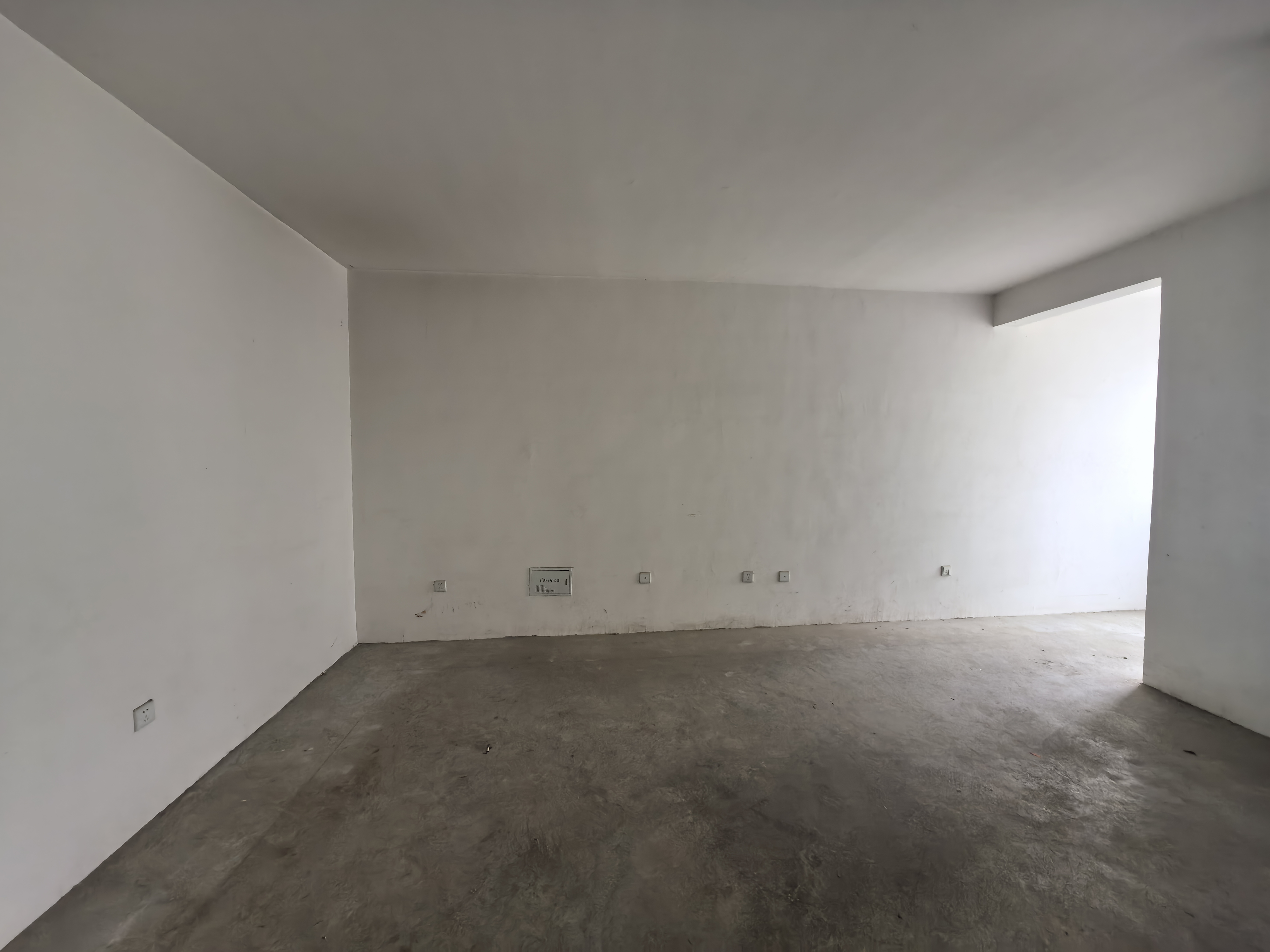 天霞苑 2室2厅1卫 77.00m&sup2;