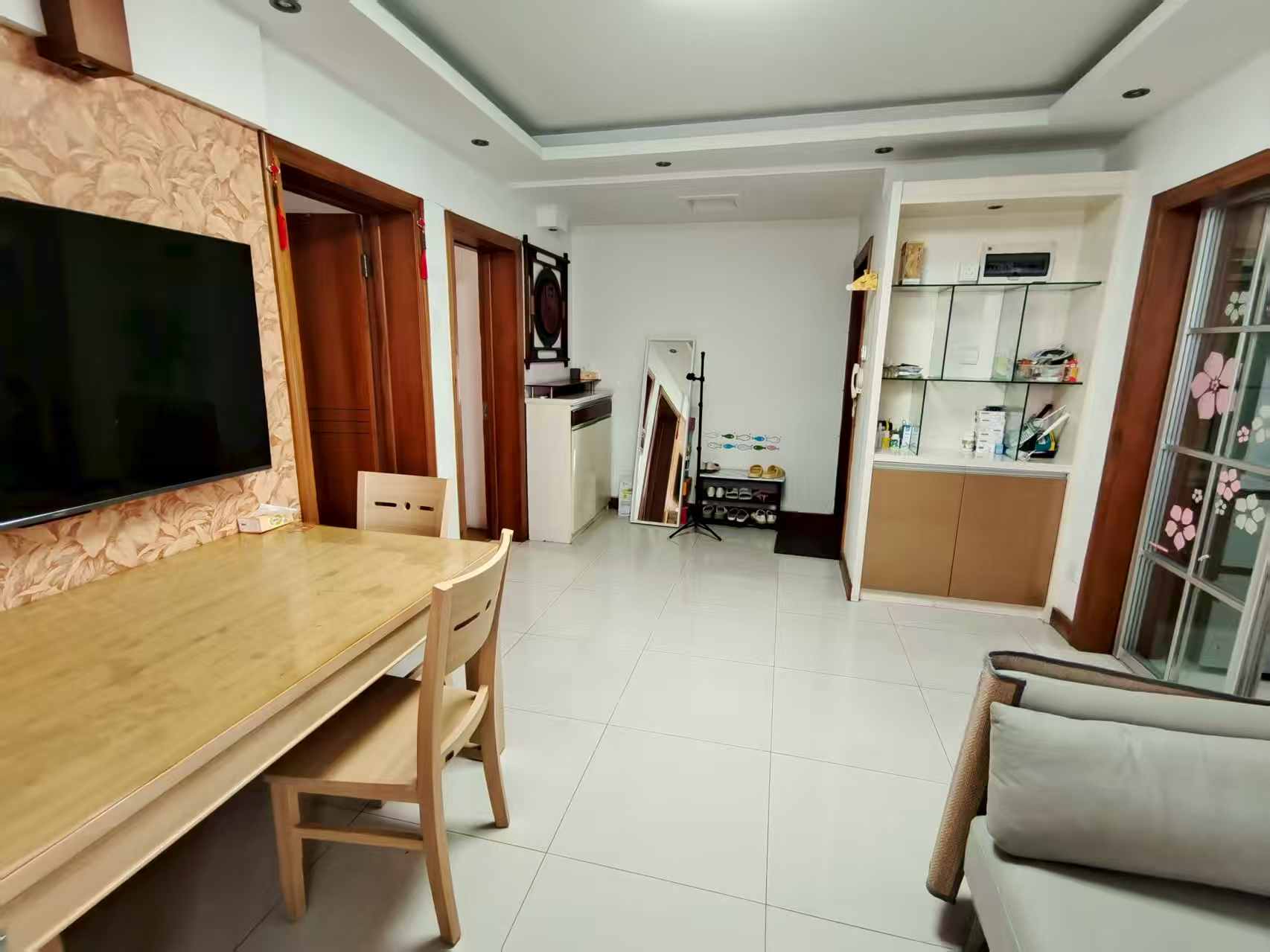 虹桥西村 2室1厅1卫 75m²