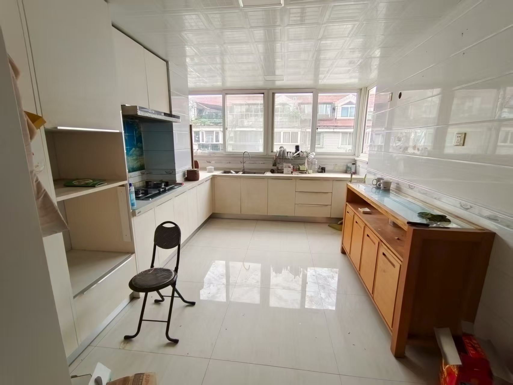 朝晖花园 5室2厅2卫 133m&sup2;
