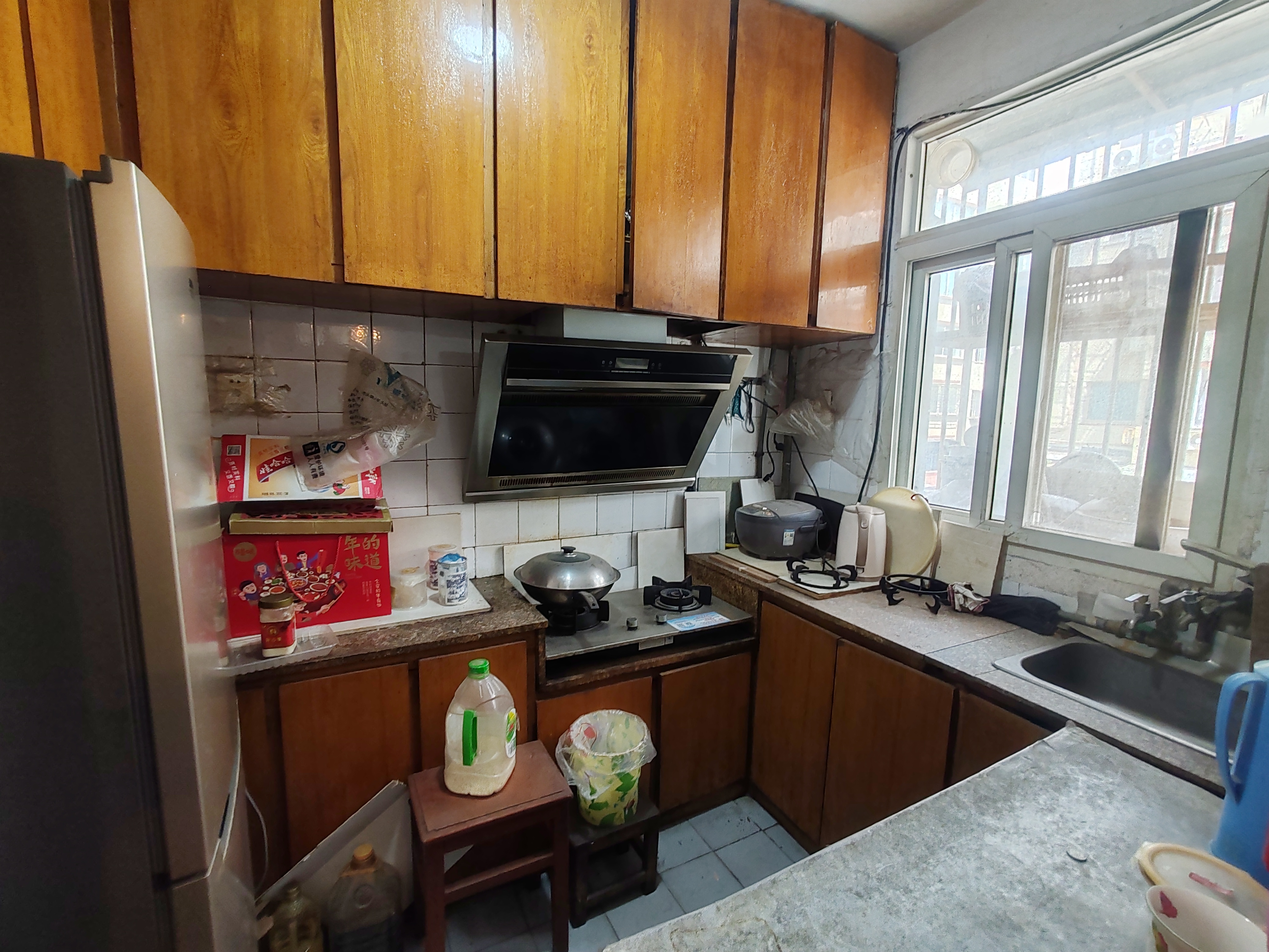 新桥新村 2室1厅1卫 65m&sup2;