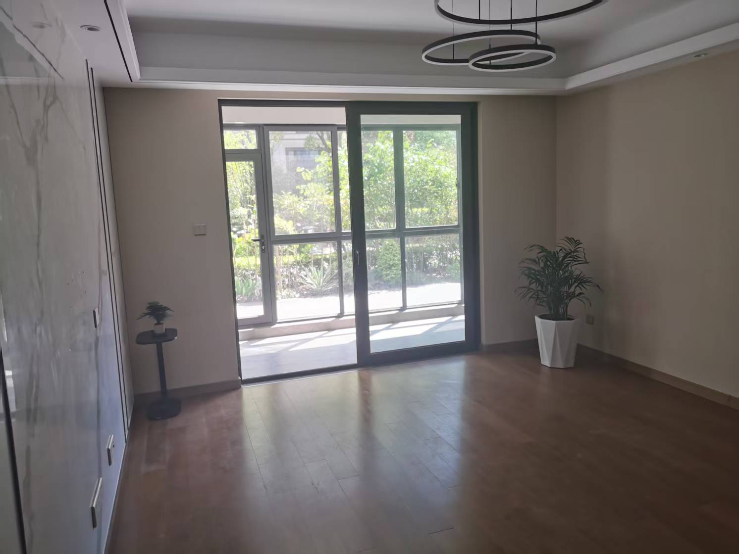中海翠湖溪岸 4室2厅2卫 282.16m²