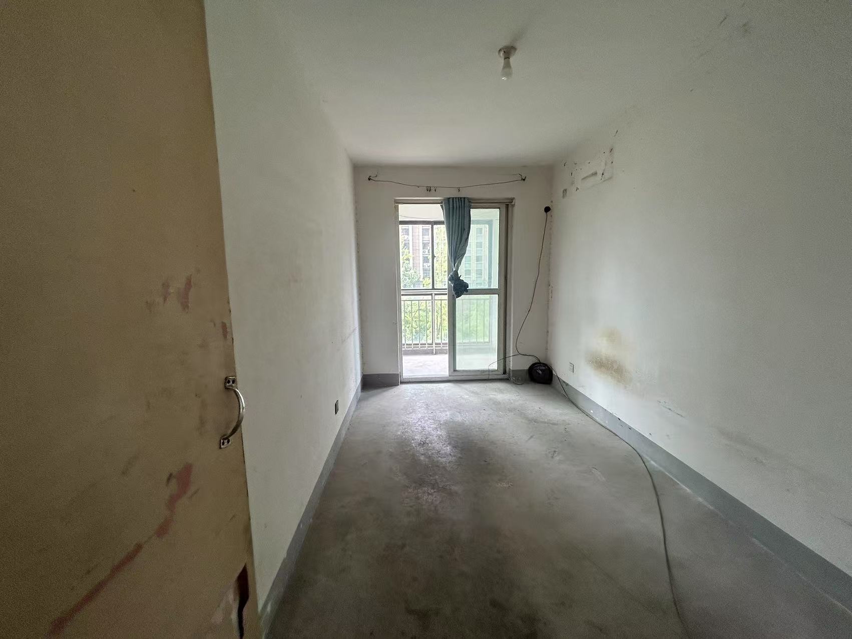 外滩花苑 3室1厅1卫 115.00m&sup2;