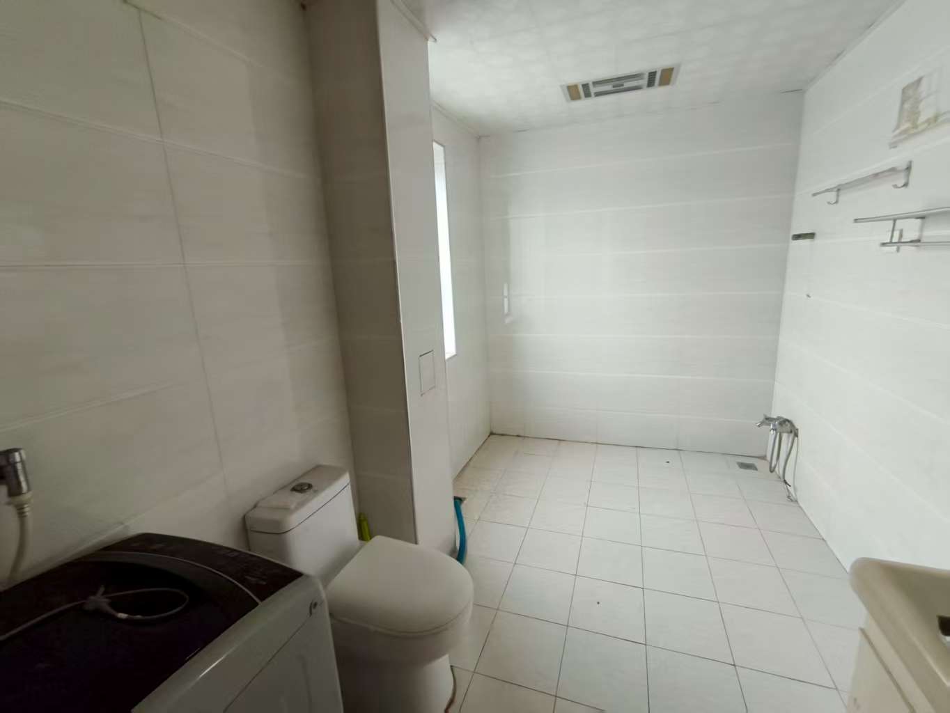 优山美地花园南区 5室2厅3卫 220.00m&sup2;
